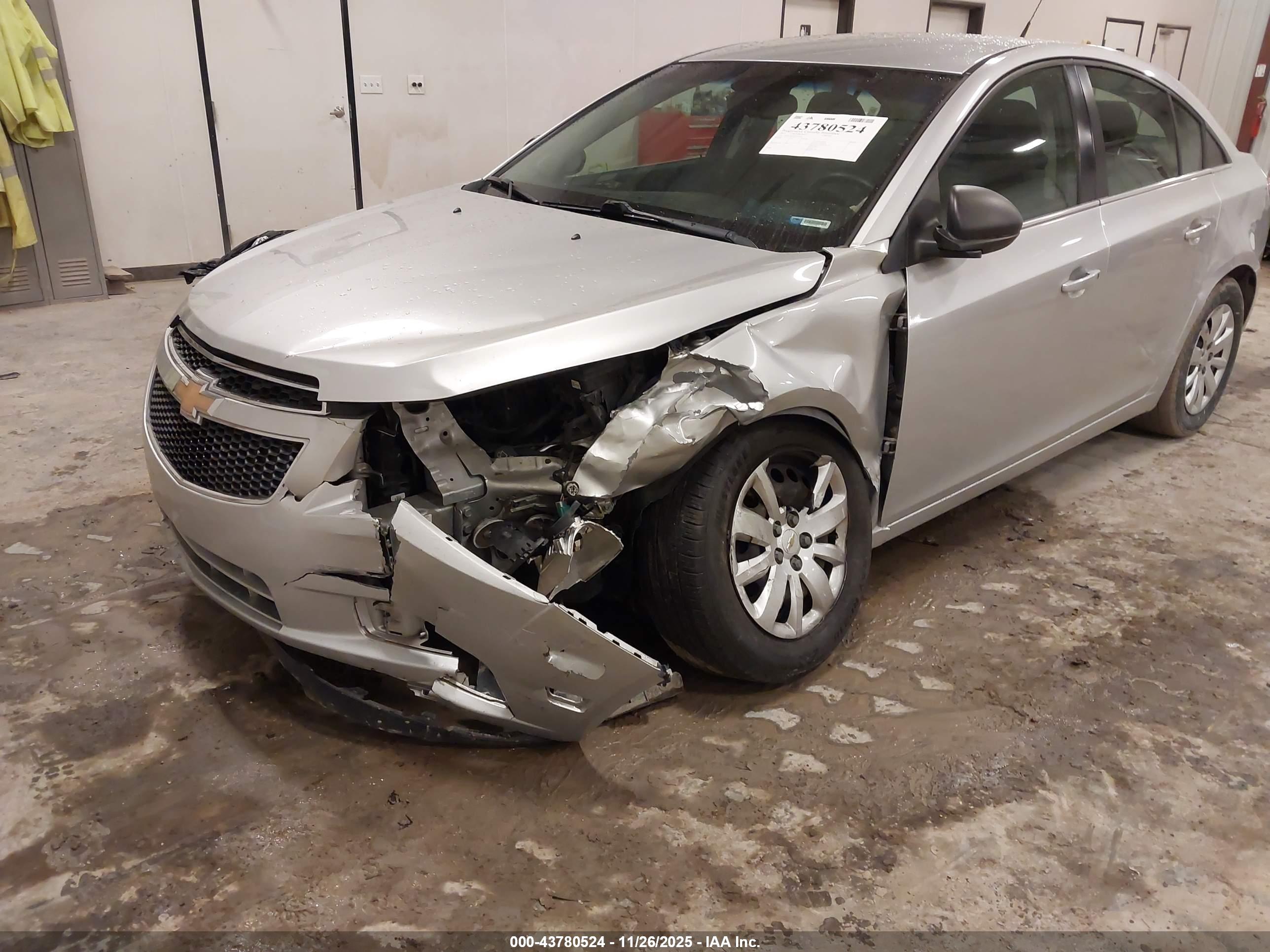 CHEVROLET CRUZE image 6