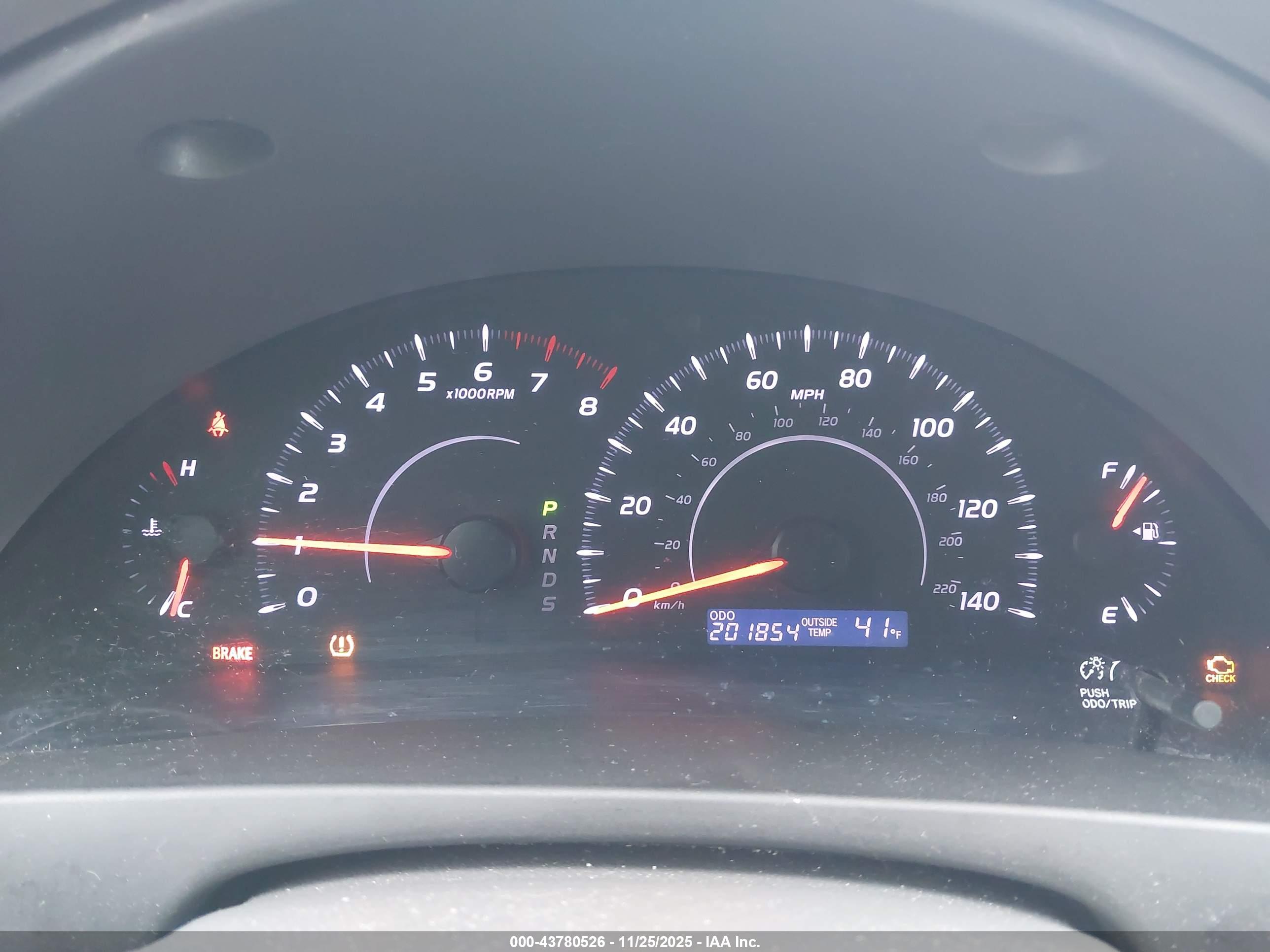 TOYOTA CAMRY image 7