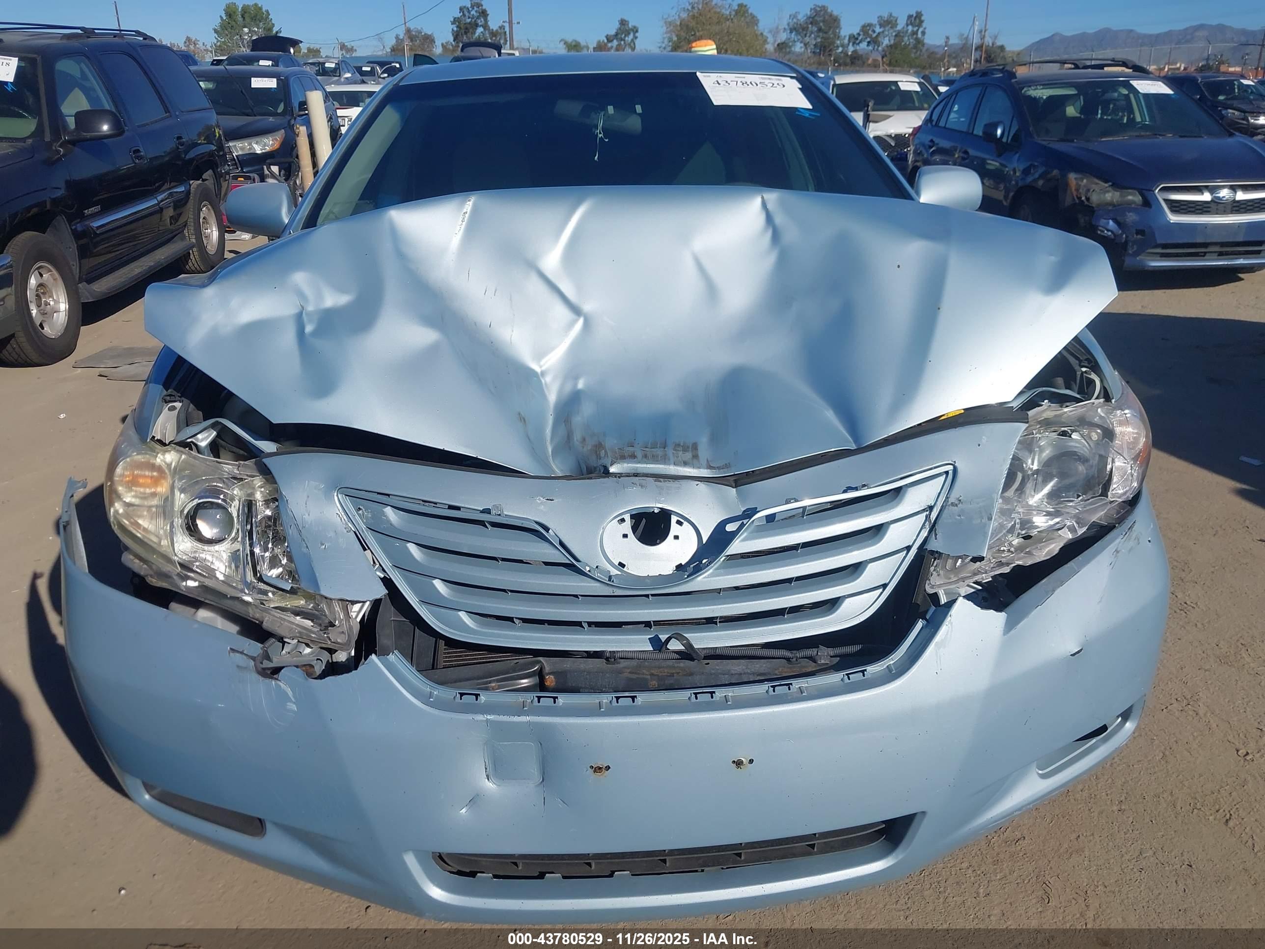 TOYOTA CAMRY image 6