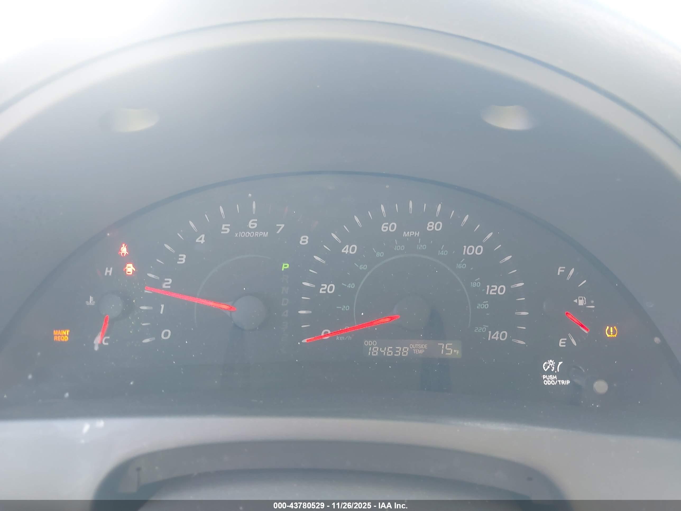 TOYOTA CAMRY image 7