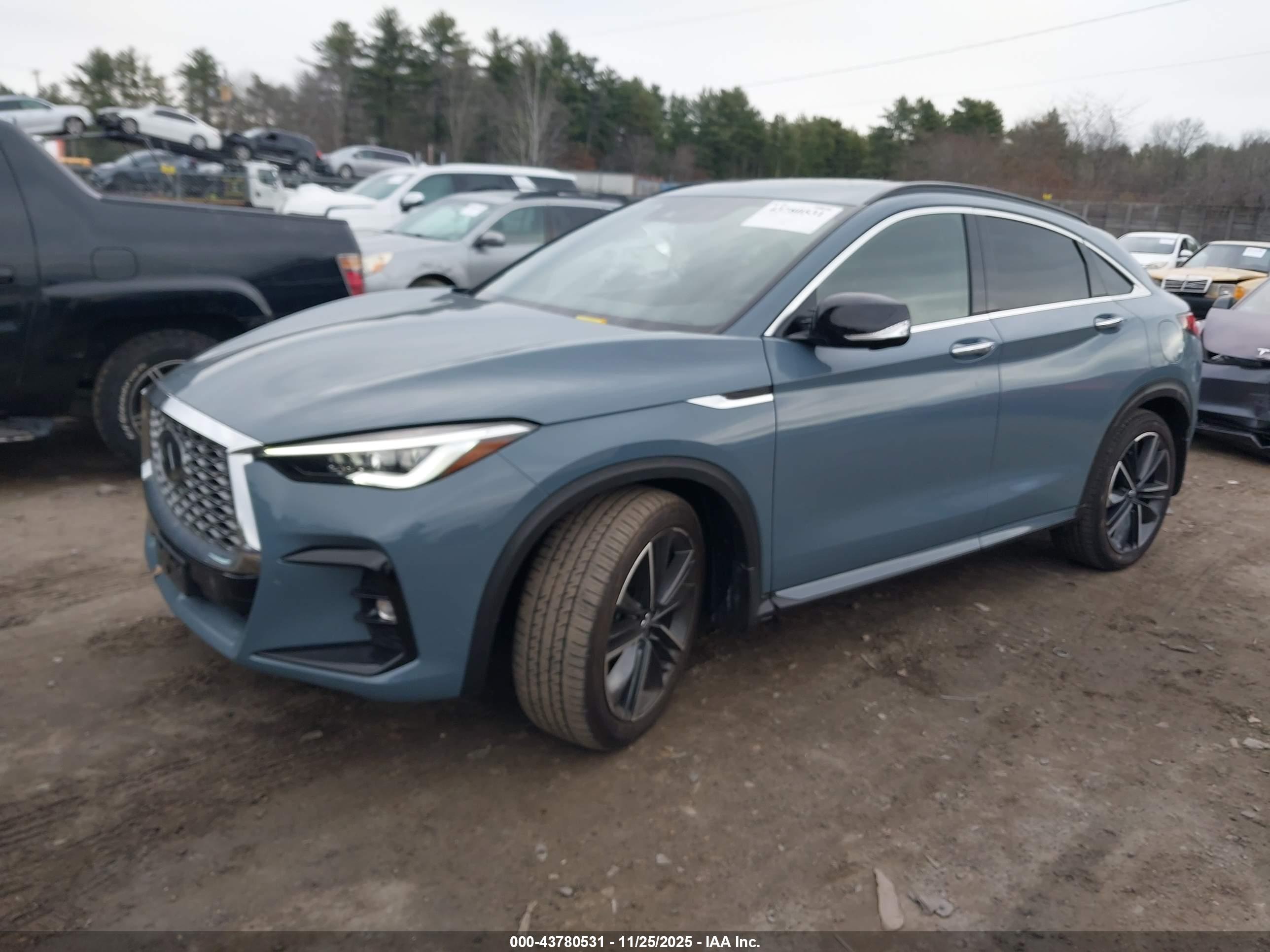 INFINITI QX55 image 2