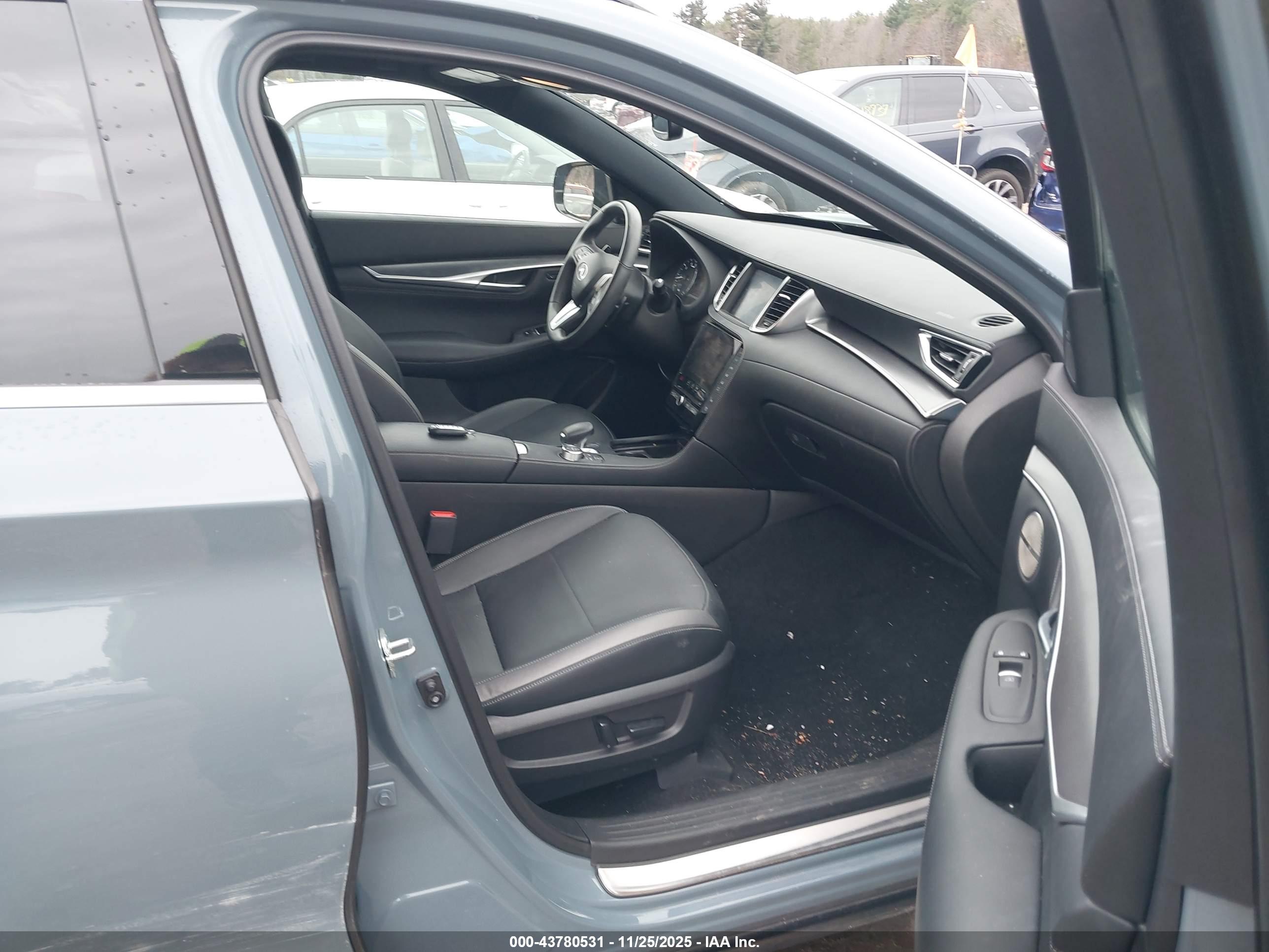INFINITI QX55 image 5