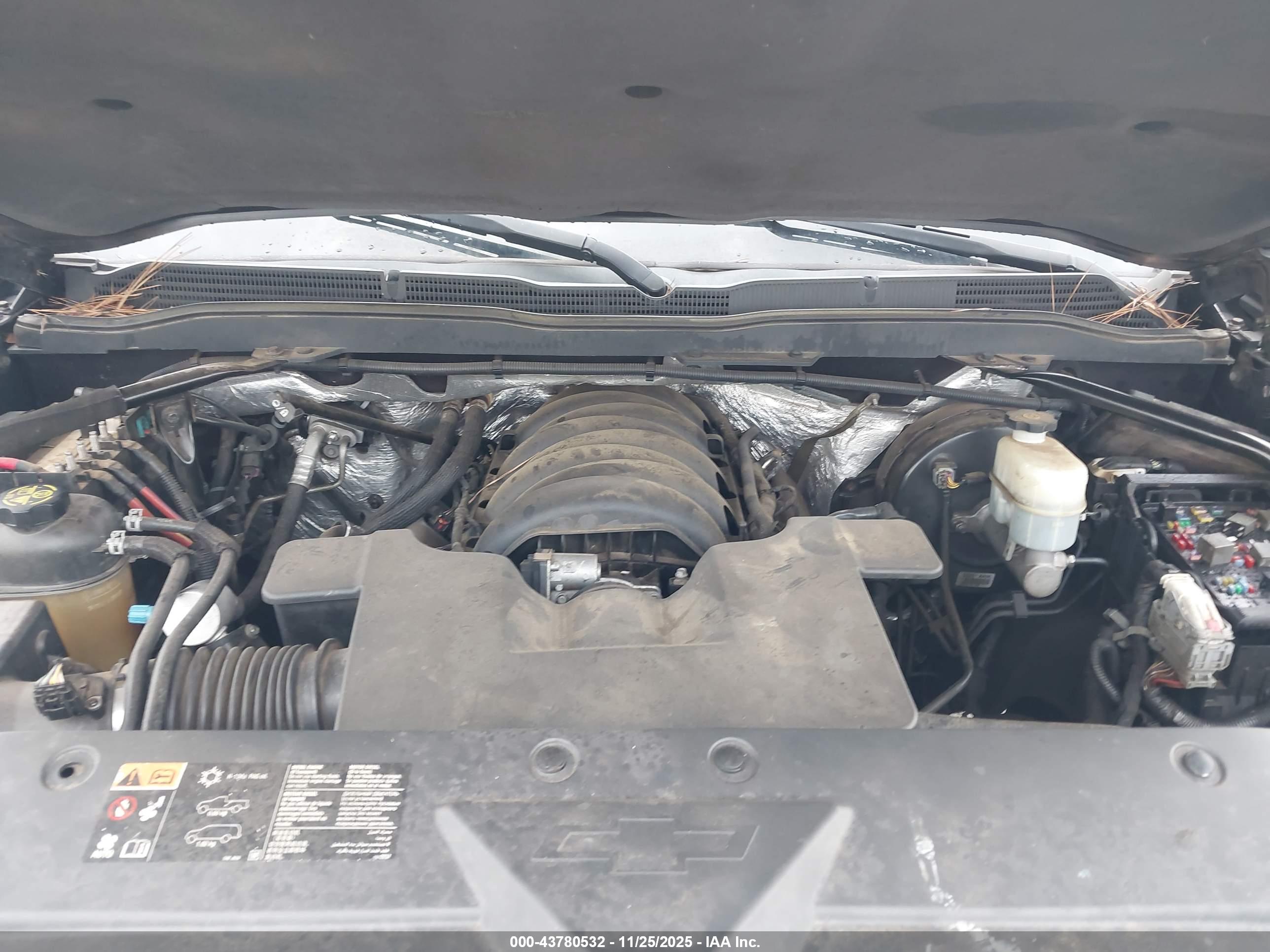 CHEVROLET SILVERADO image 10