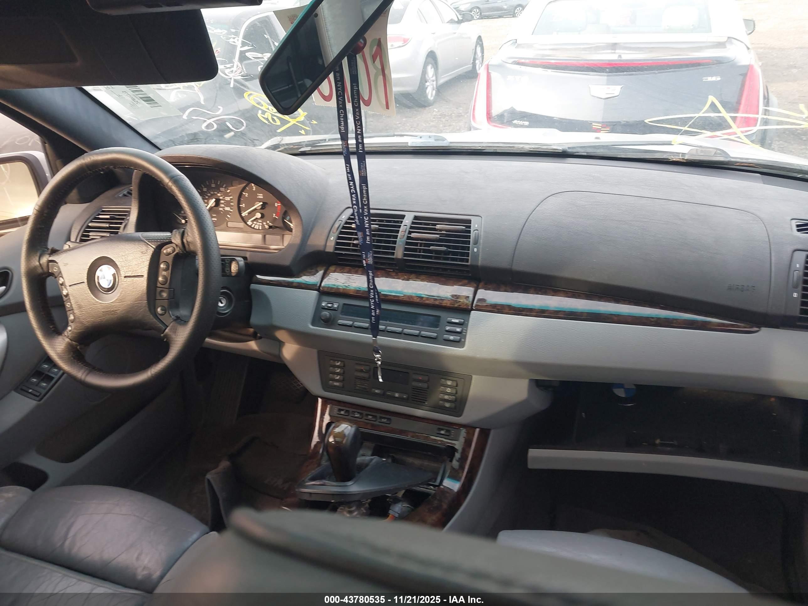 BMW X5 image 5