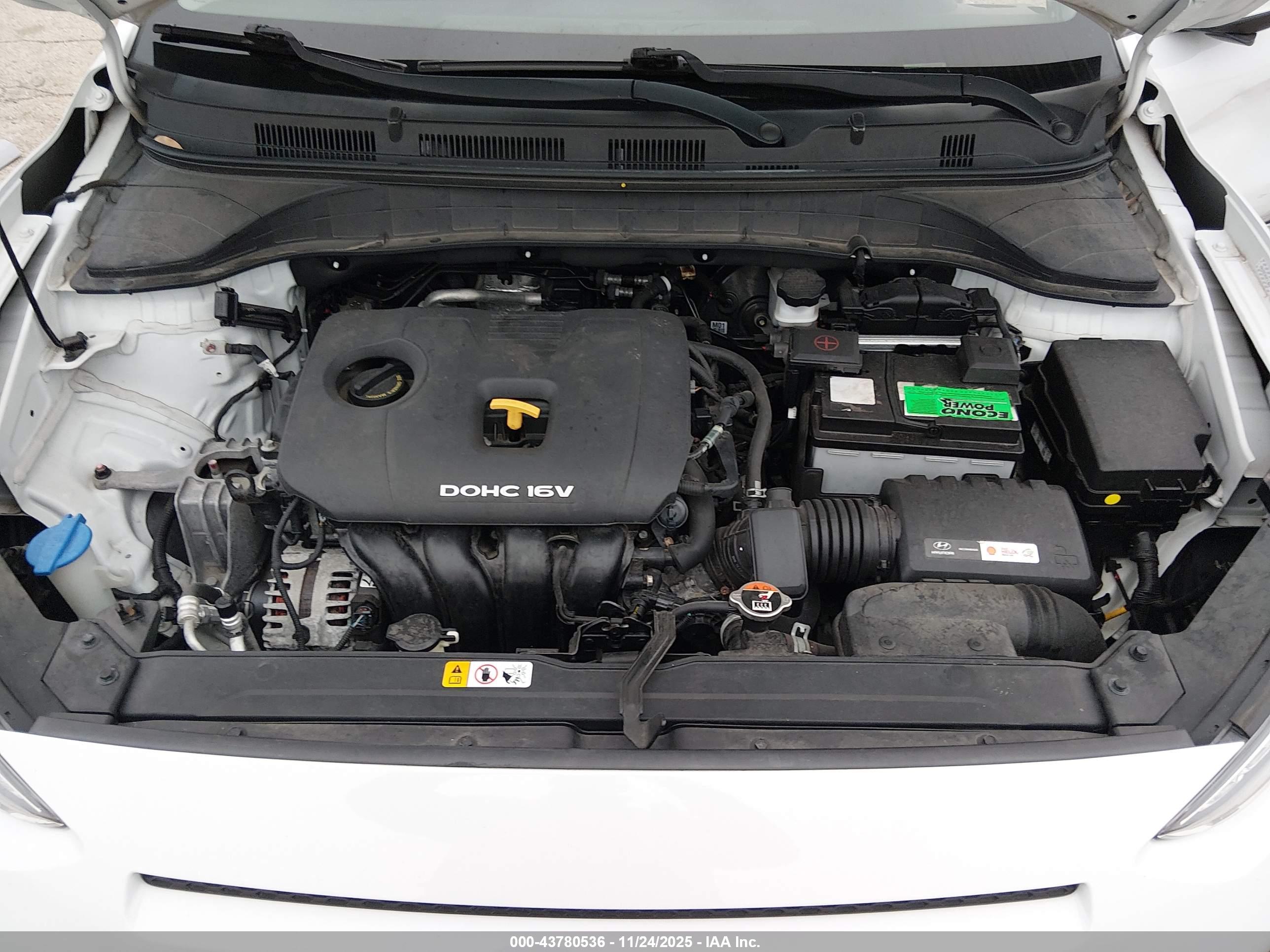 HYUNDAI KONA image 10