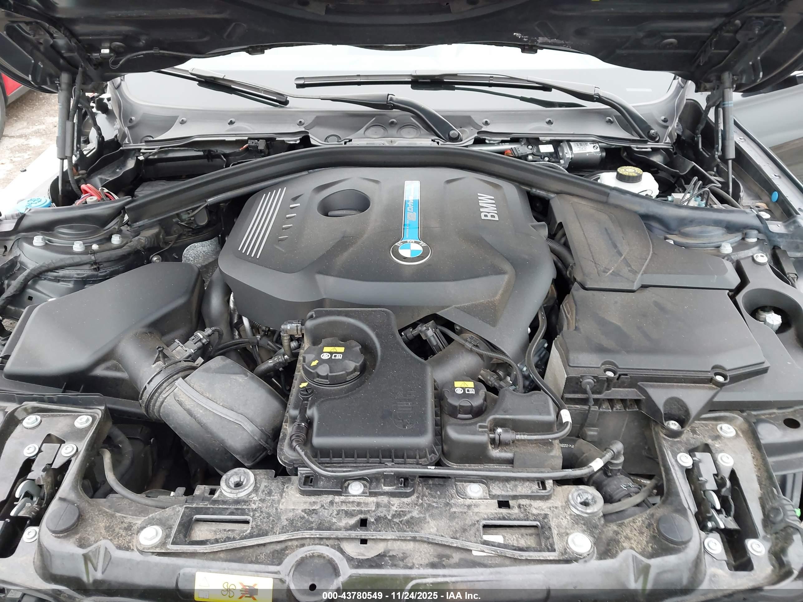 BMW 330E image 10