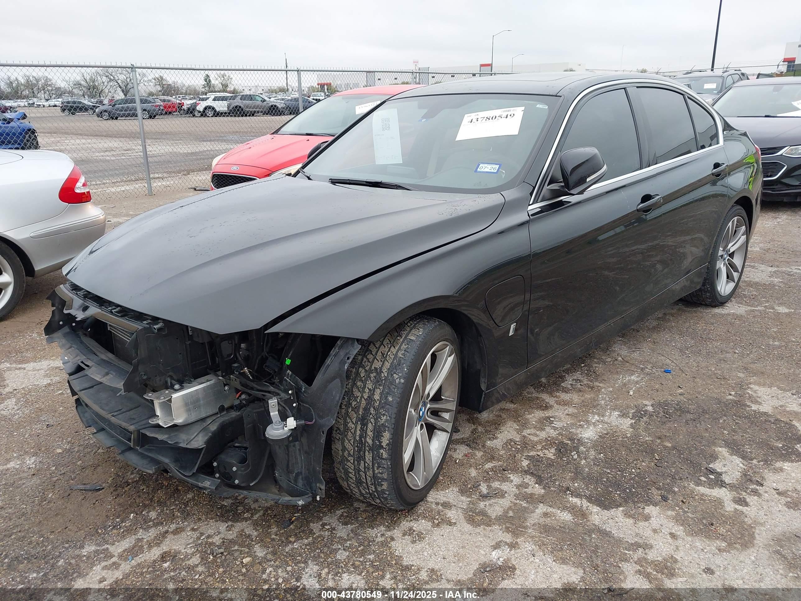 BMW 330E image 2