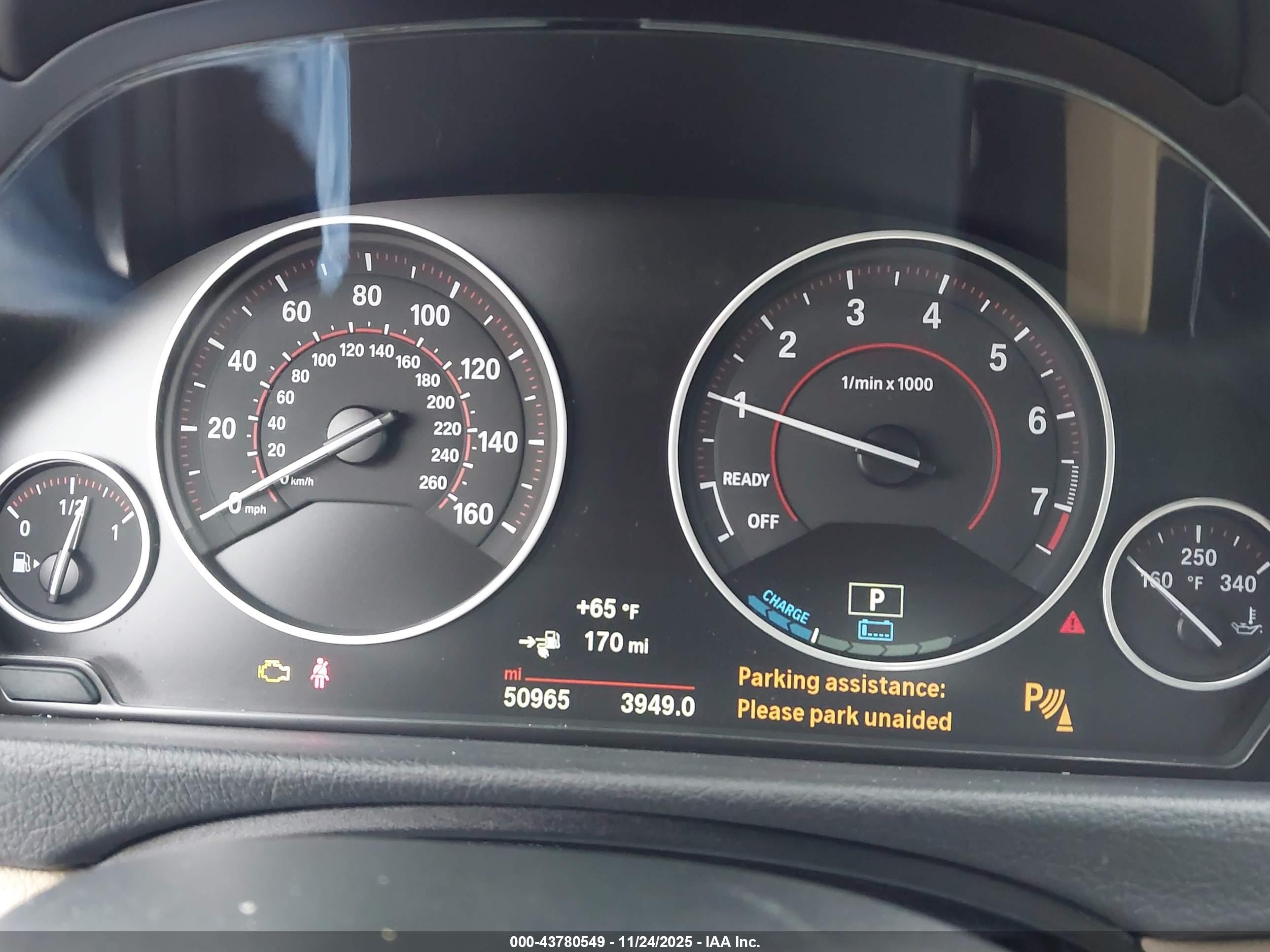 BMW 330E image 7