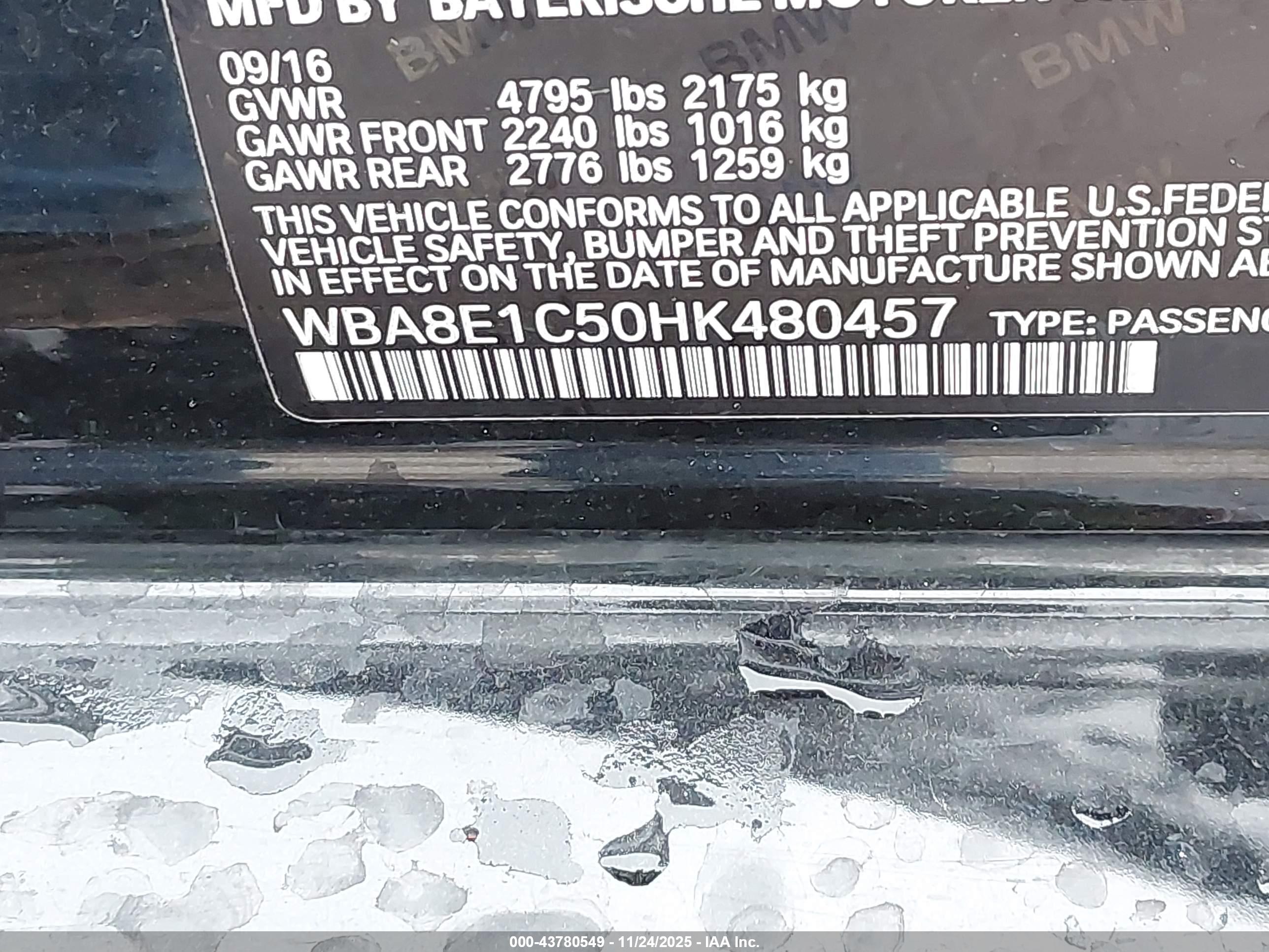 BMW 330E image 9