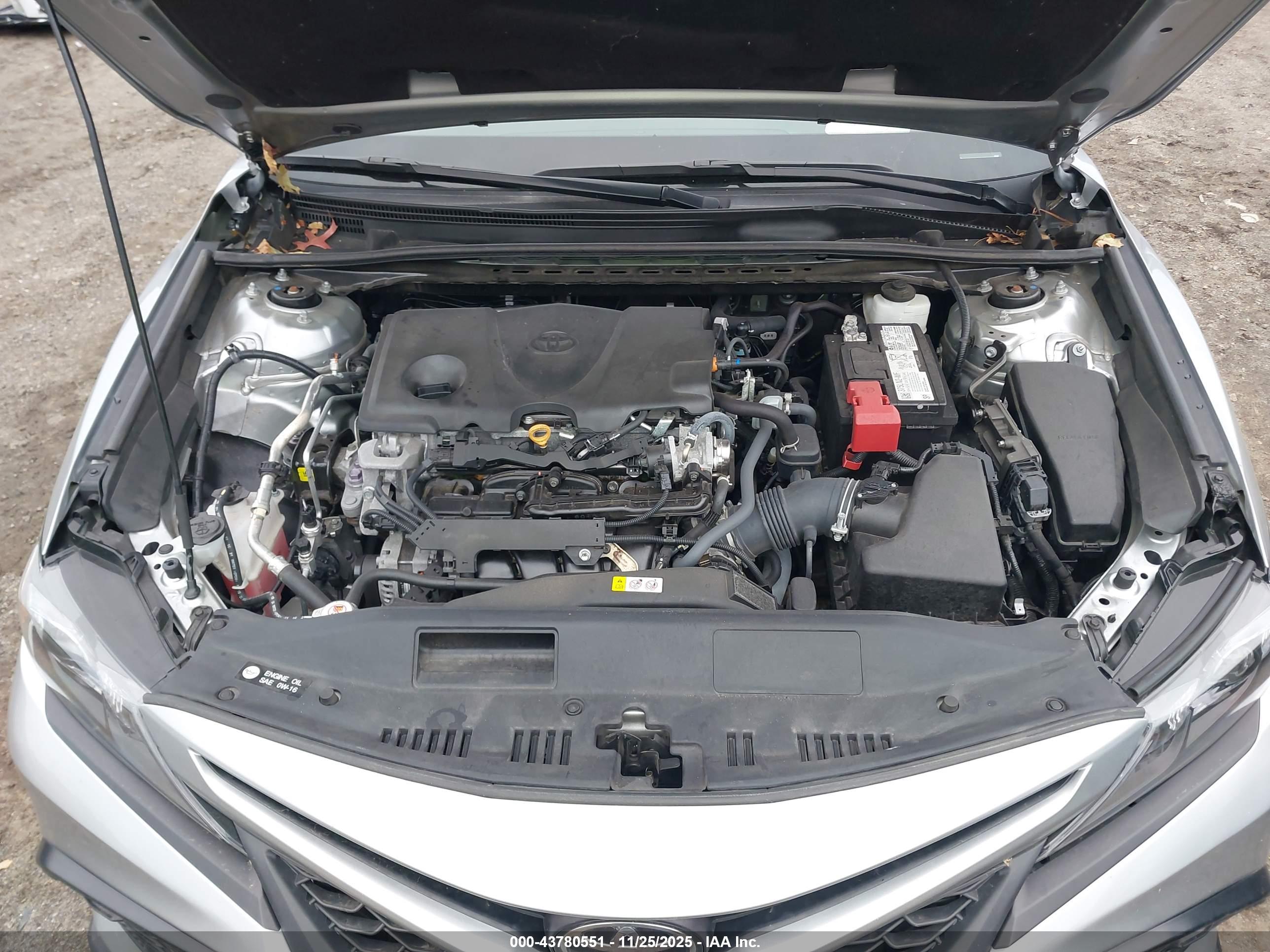 TOYOTA CAMRY image 10