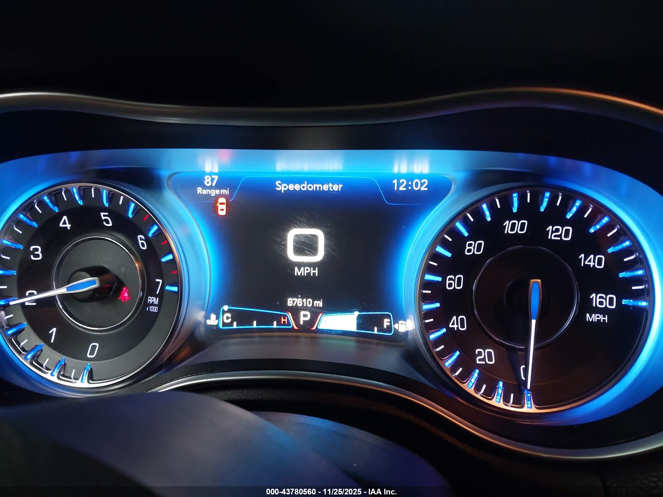 CHRYSLER 300C image 7