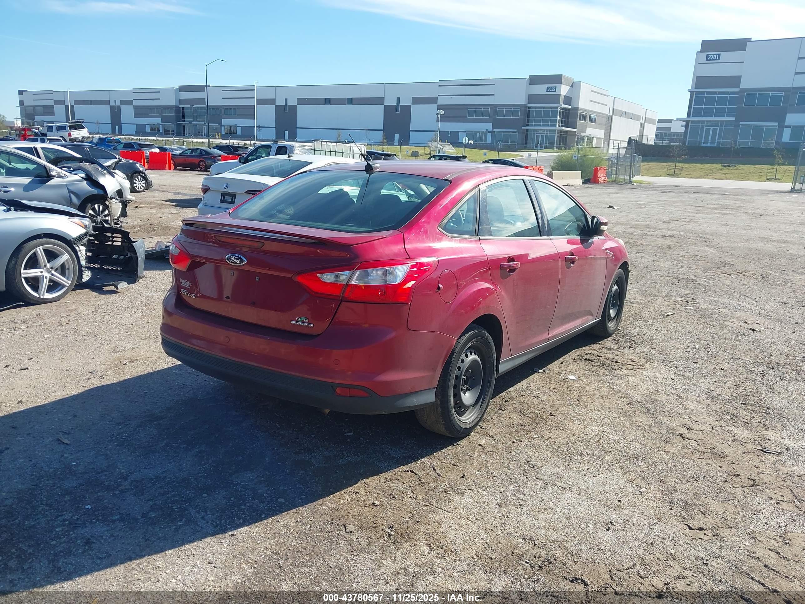 FORD FOCUS image 4