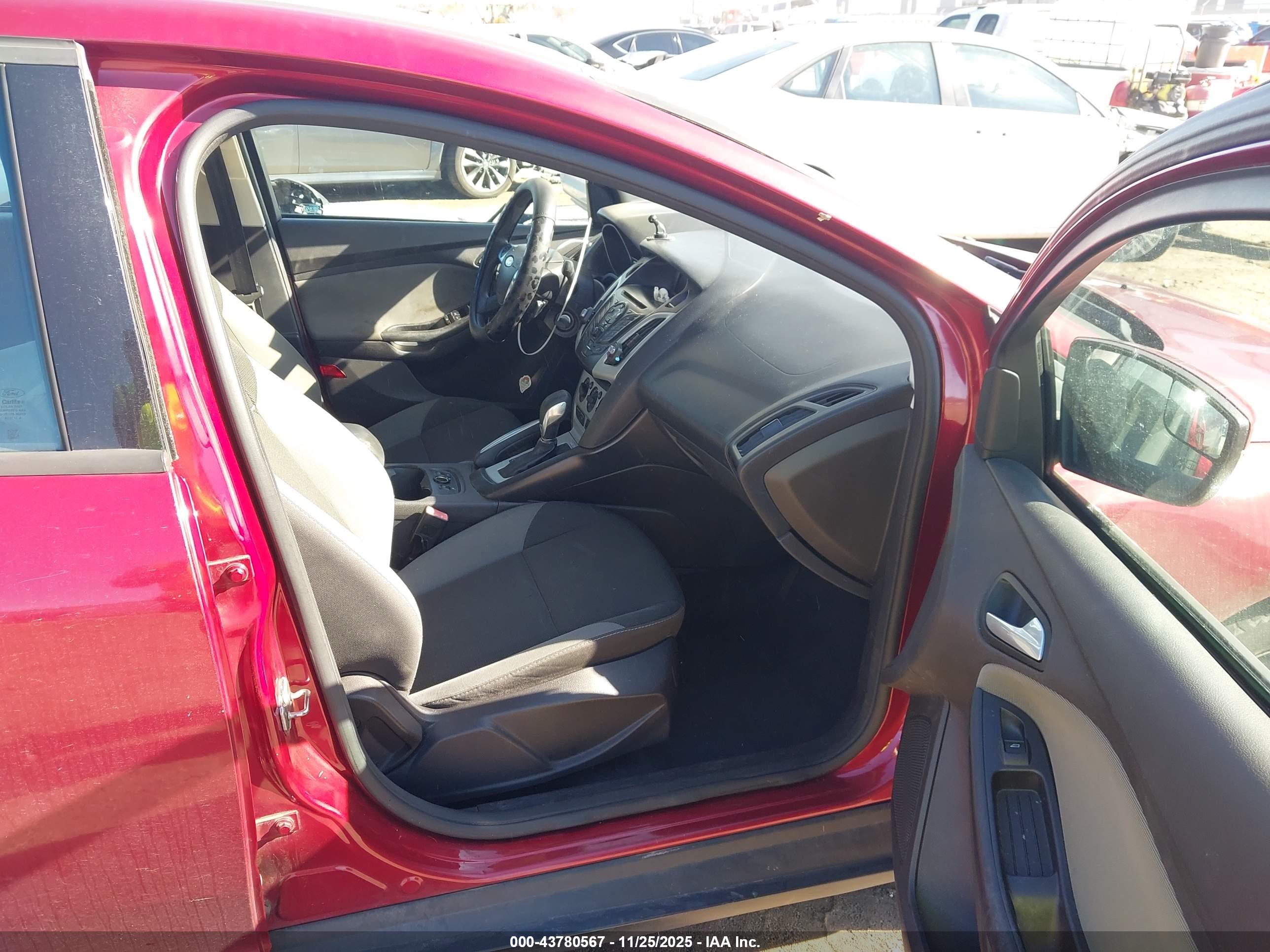FORD FOCUS image 5