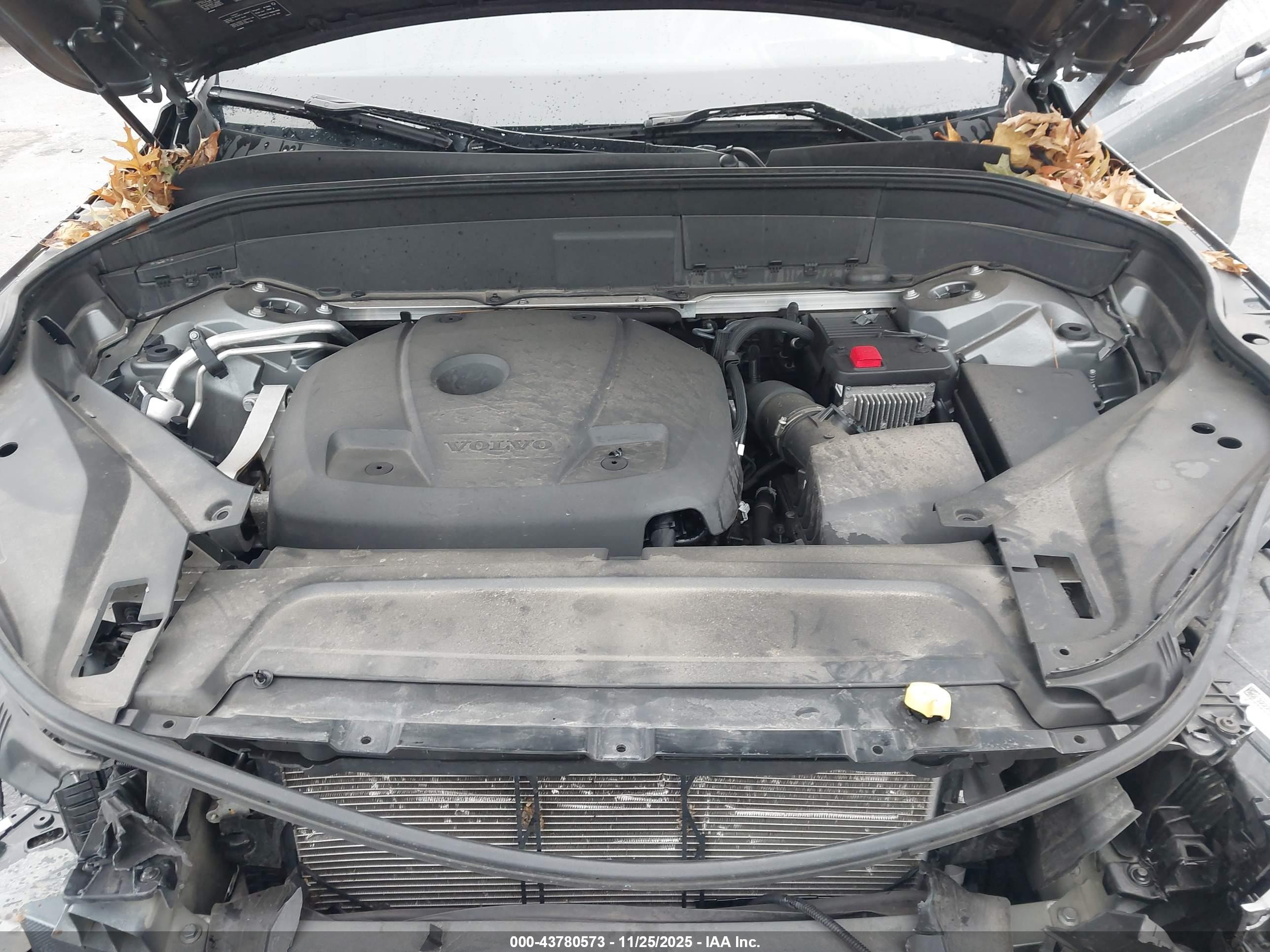 VOLVO XC90 image 10