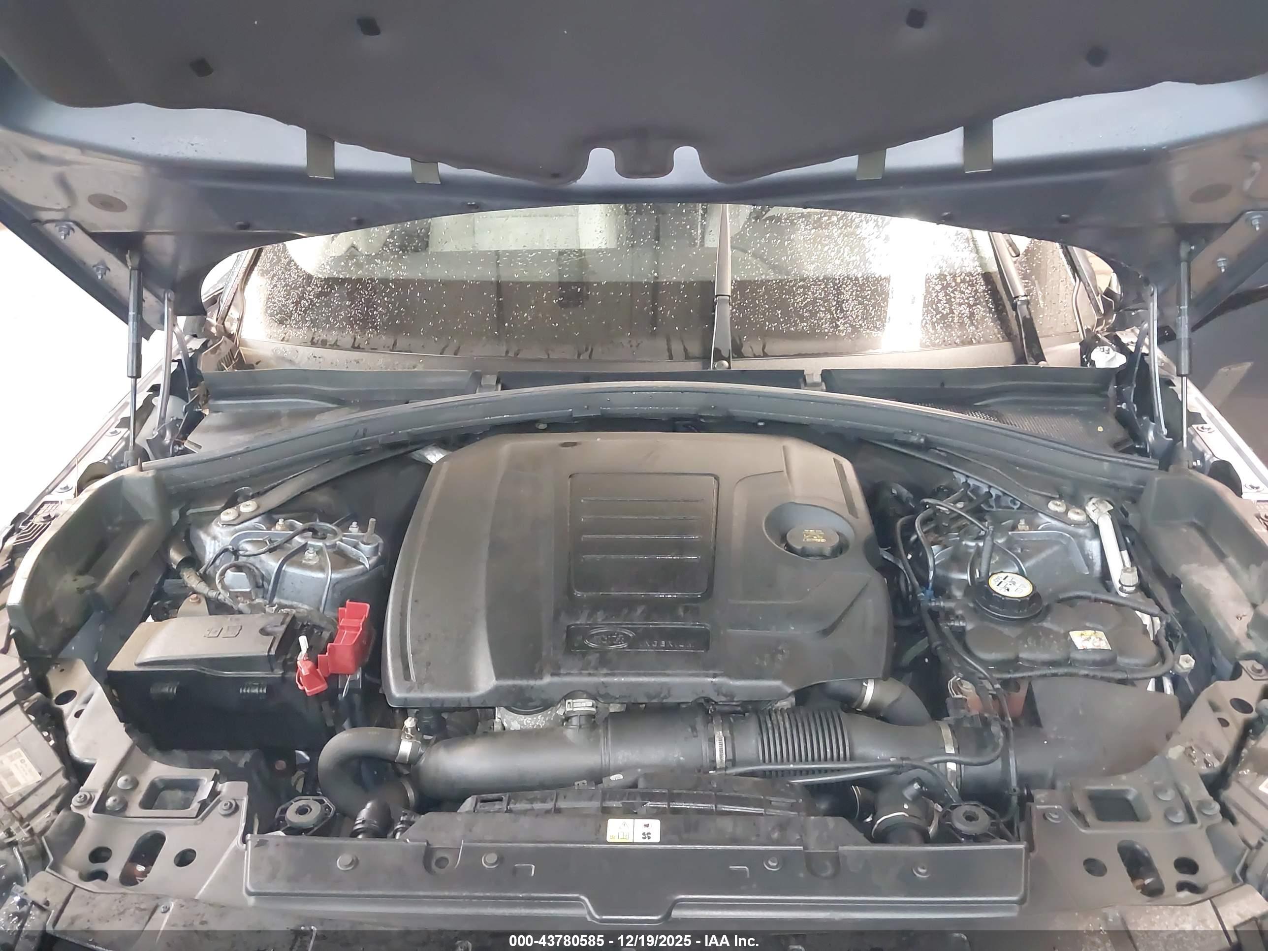 LAND ROVER image 10