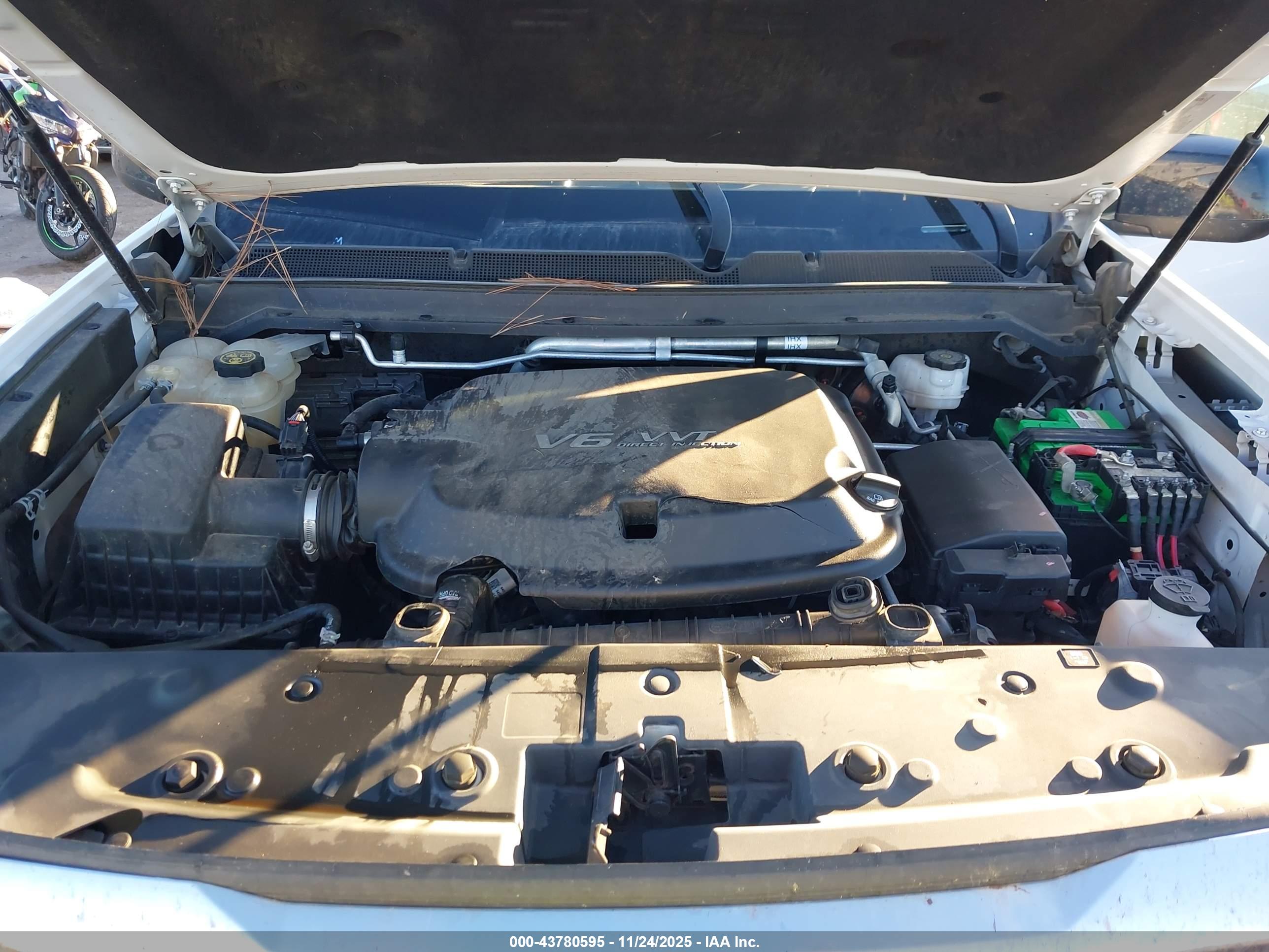 GMC CANYON image 10