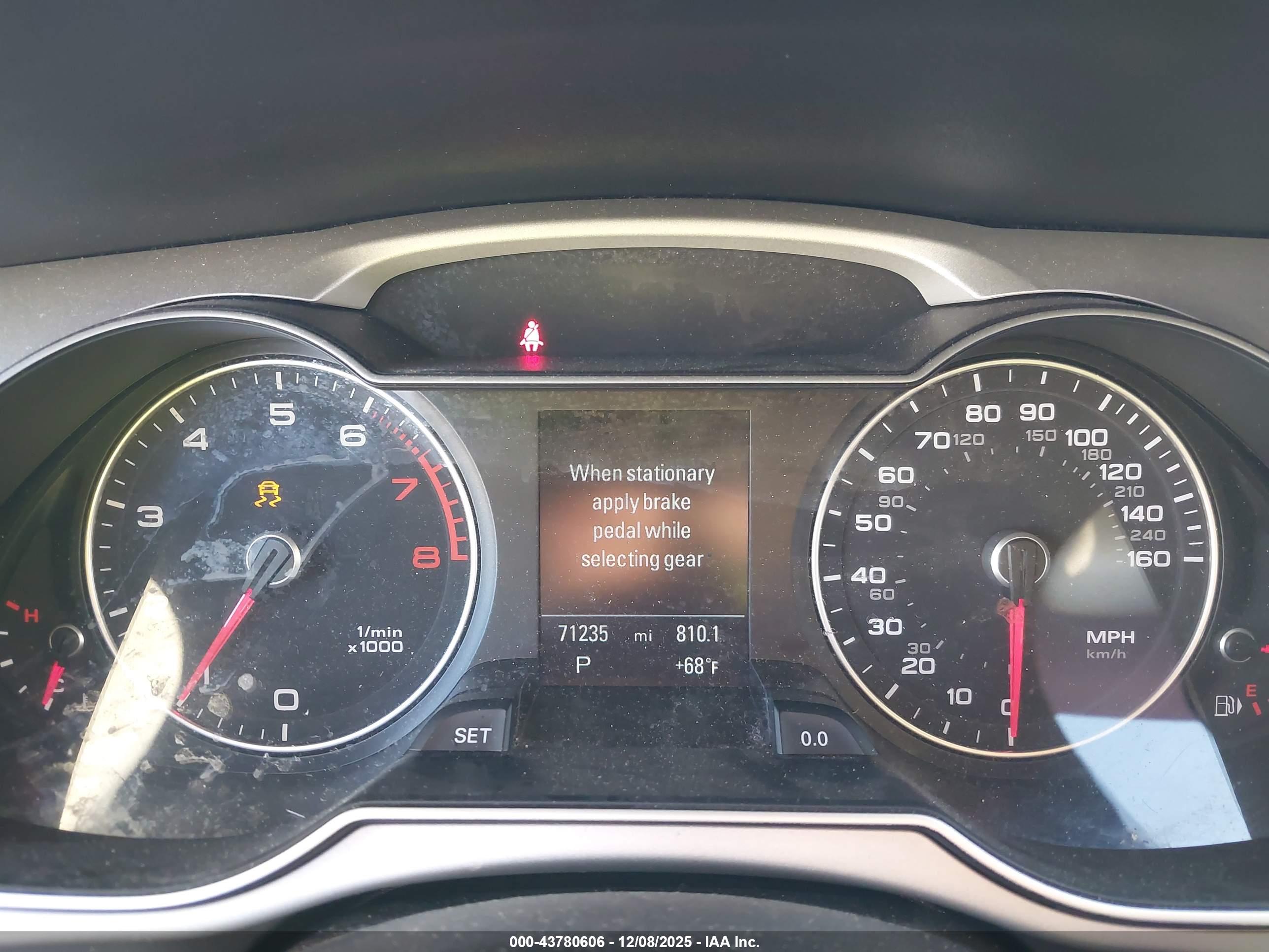 AUDI A4 image 7