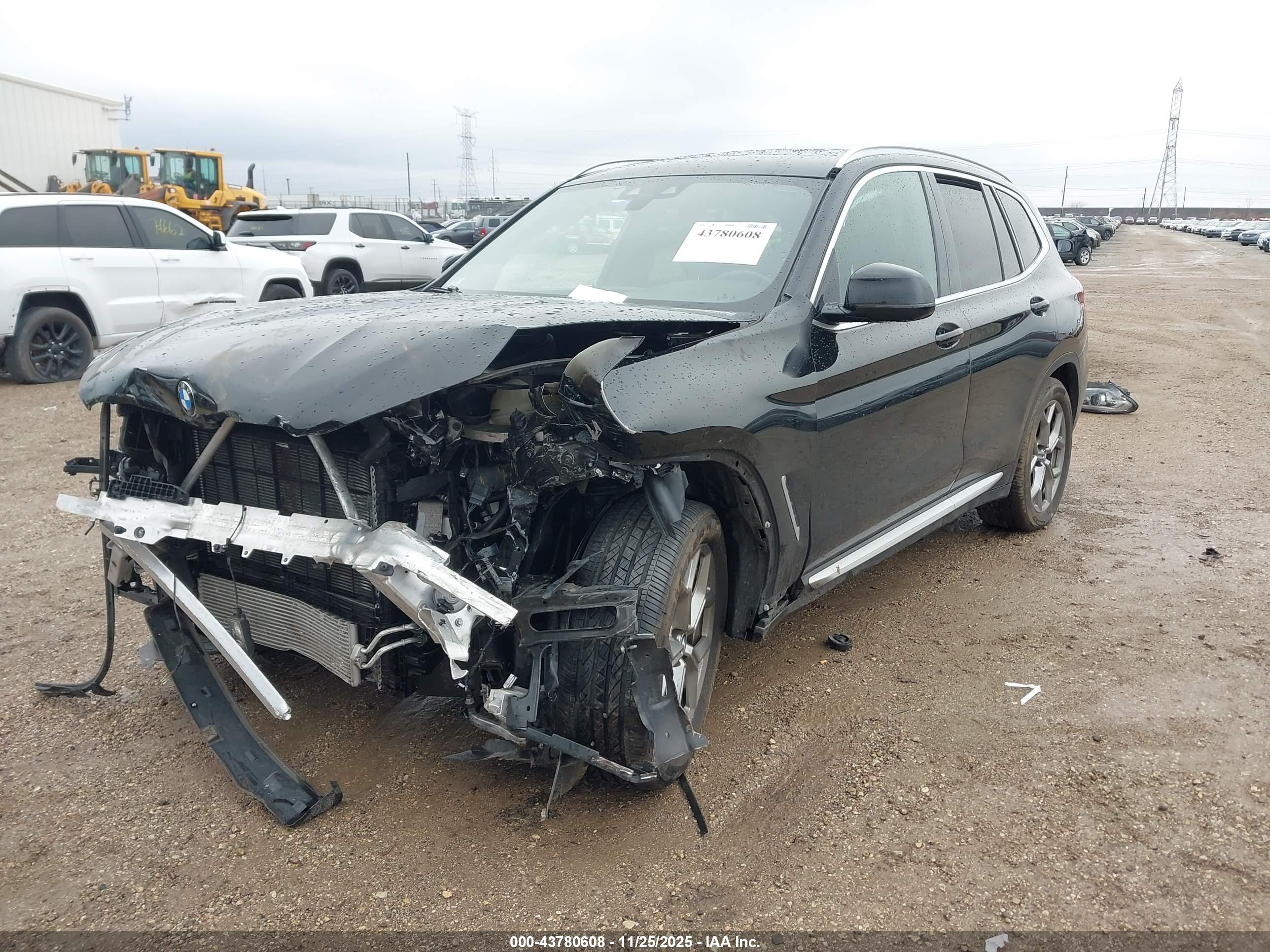 BMW X3 image 2