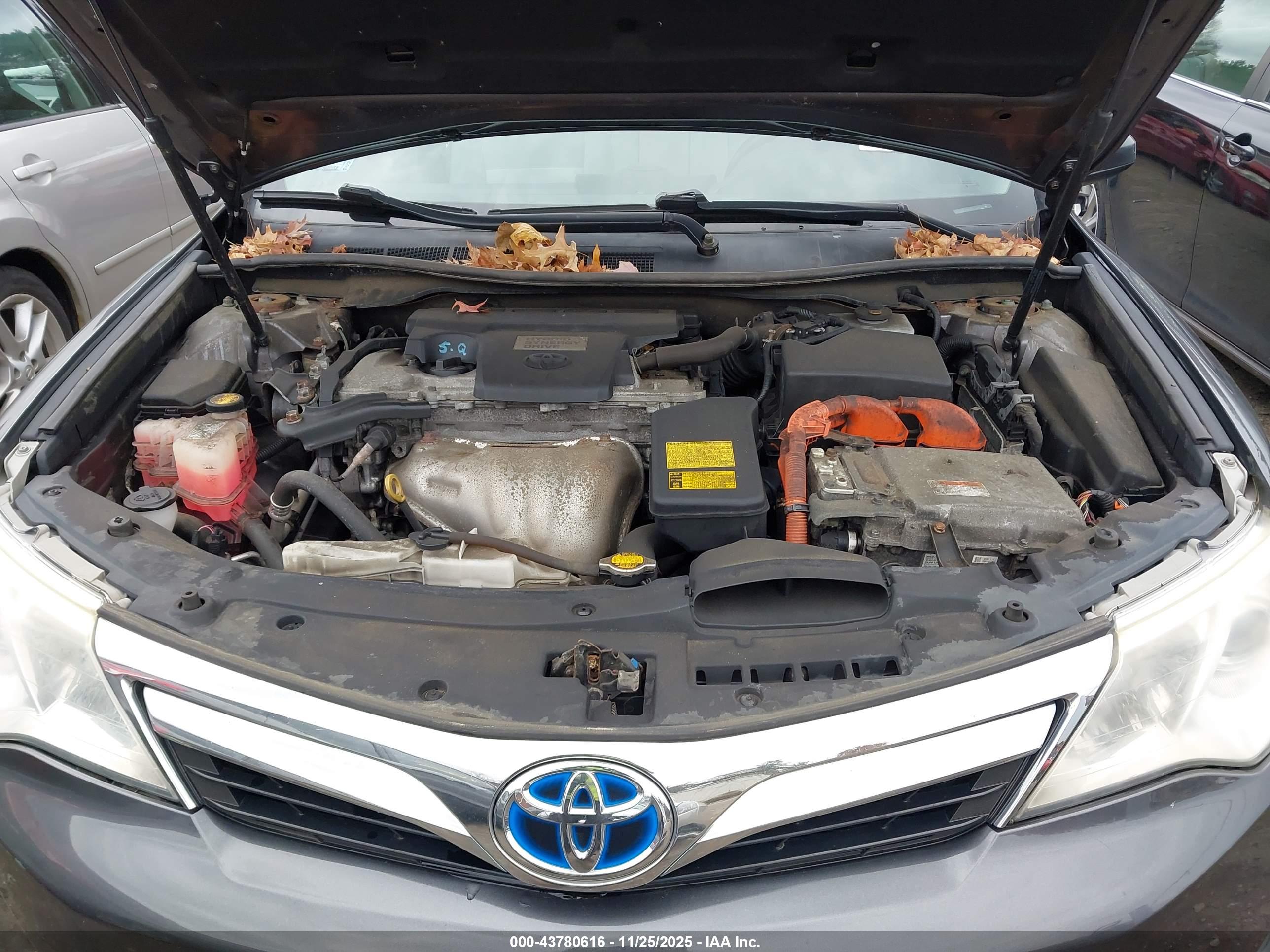 TOYOTA CAMRY image 10