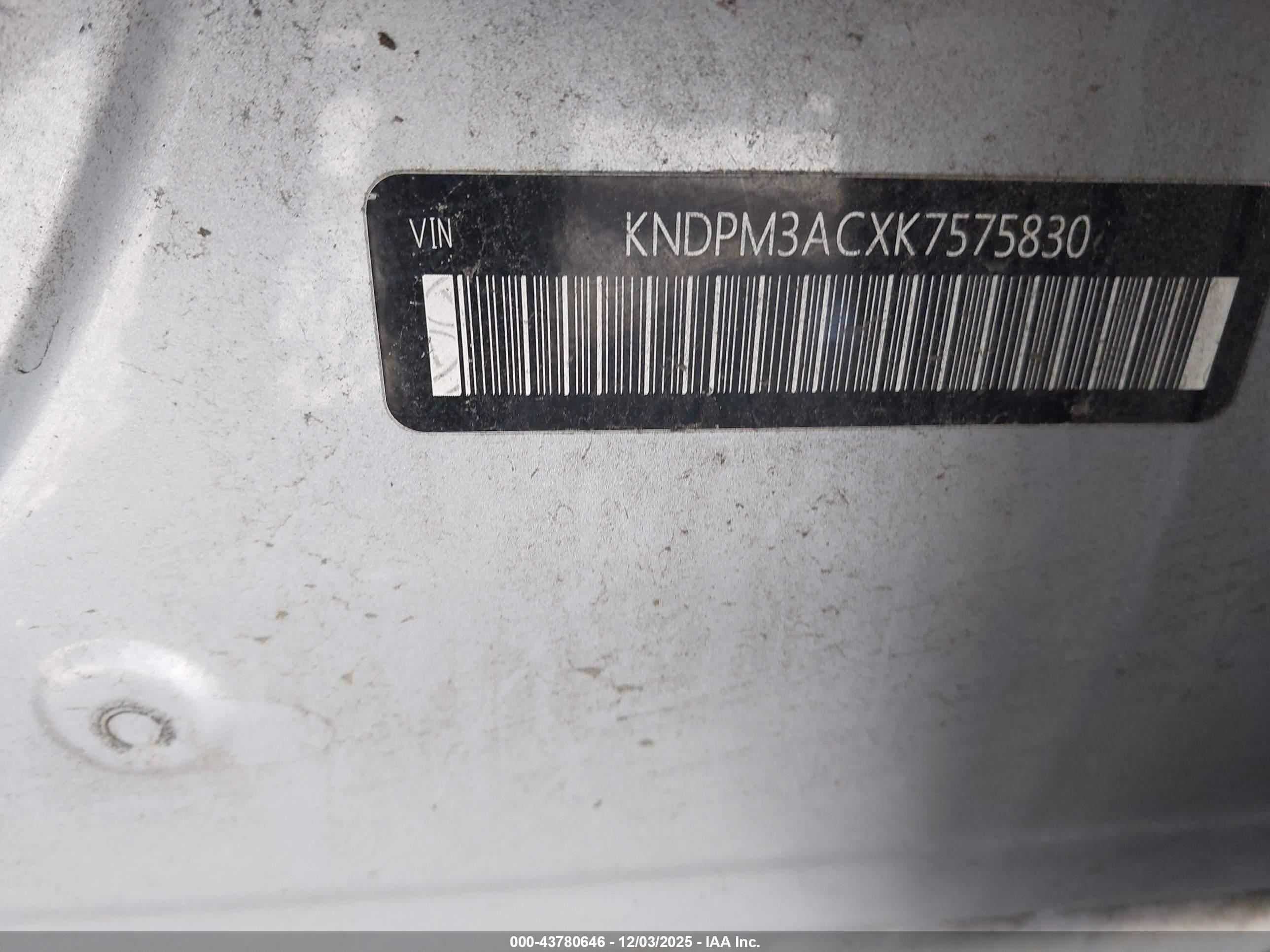 KIA SPORTAGE image 9