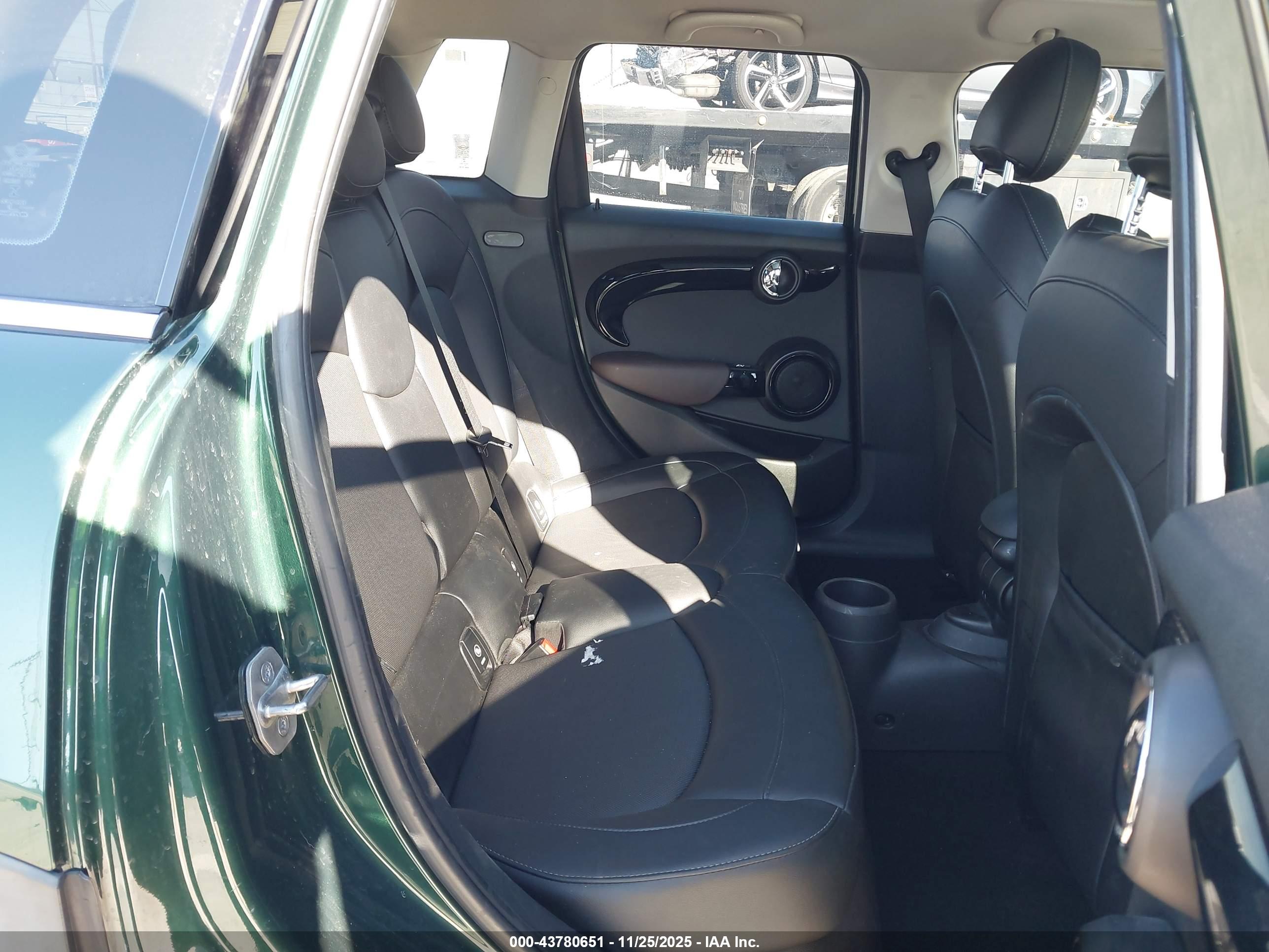MINI HARDTOP image 8