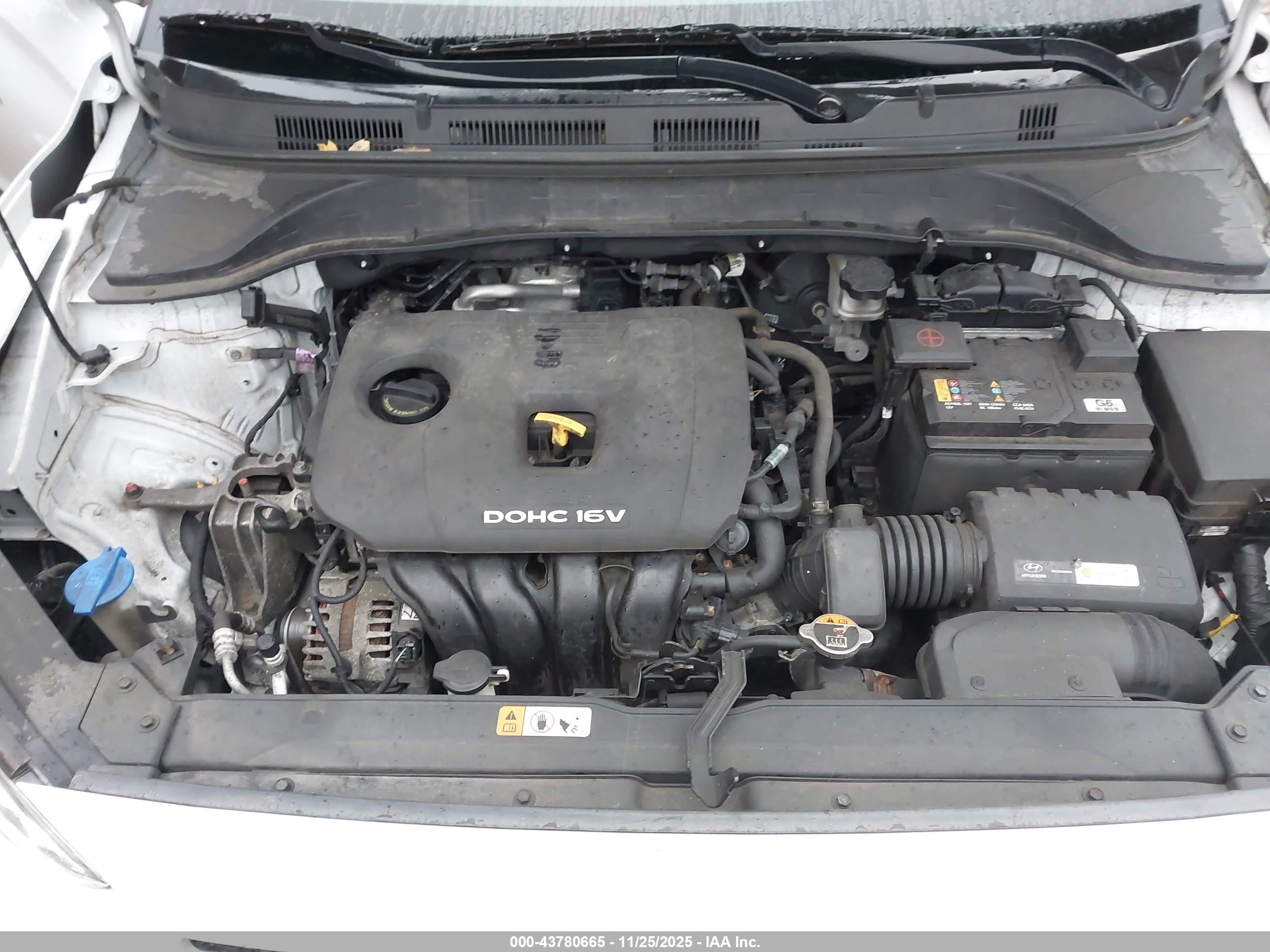 HYUNDAI KONA image 10