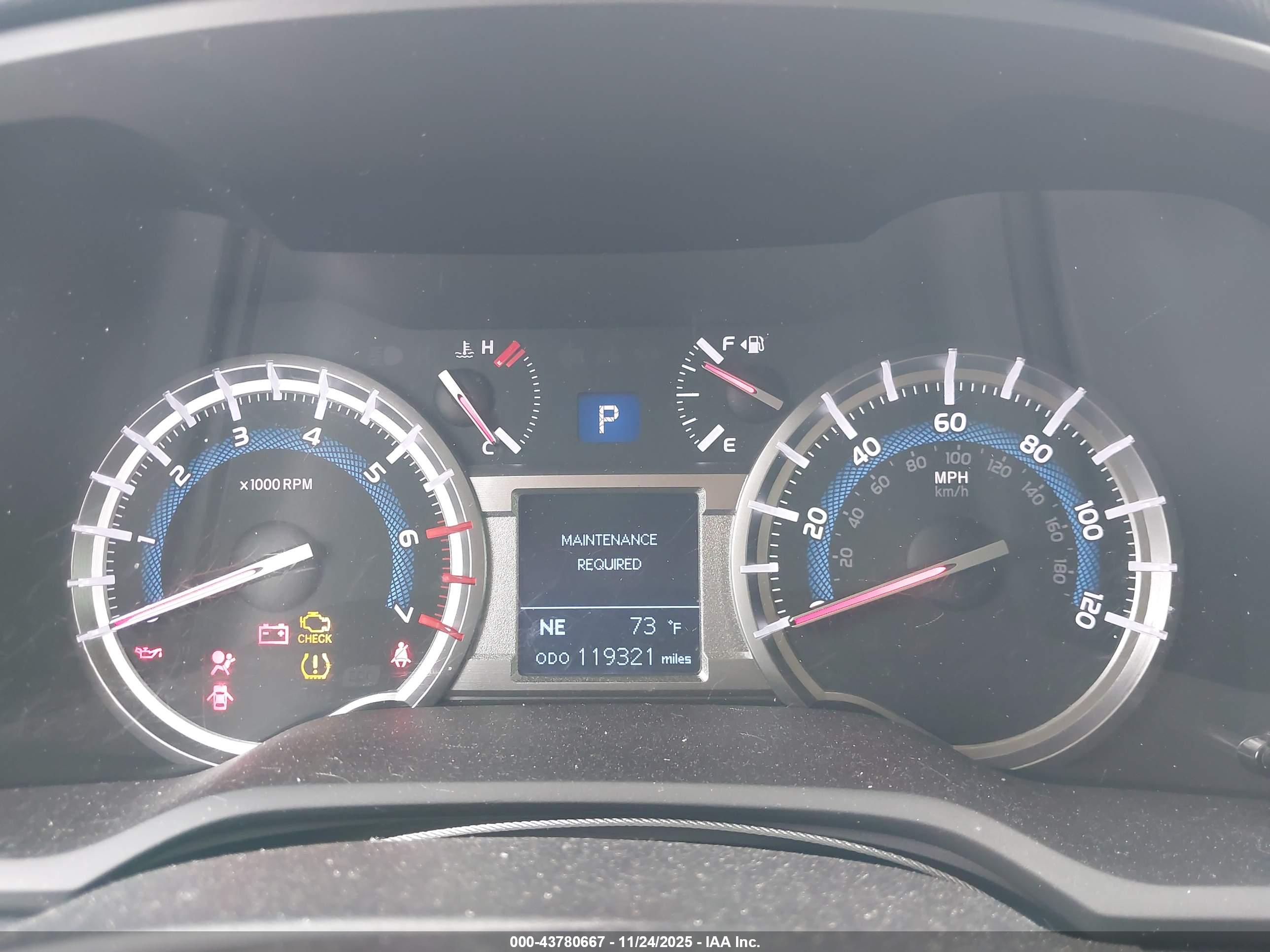 TOYOTA 4RUNNER image 7