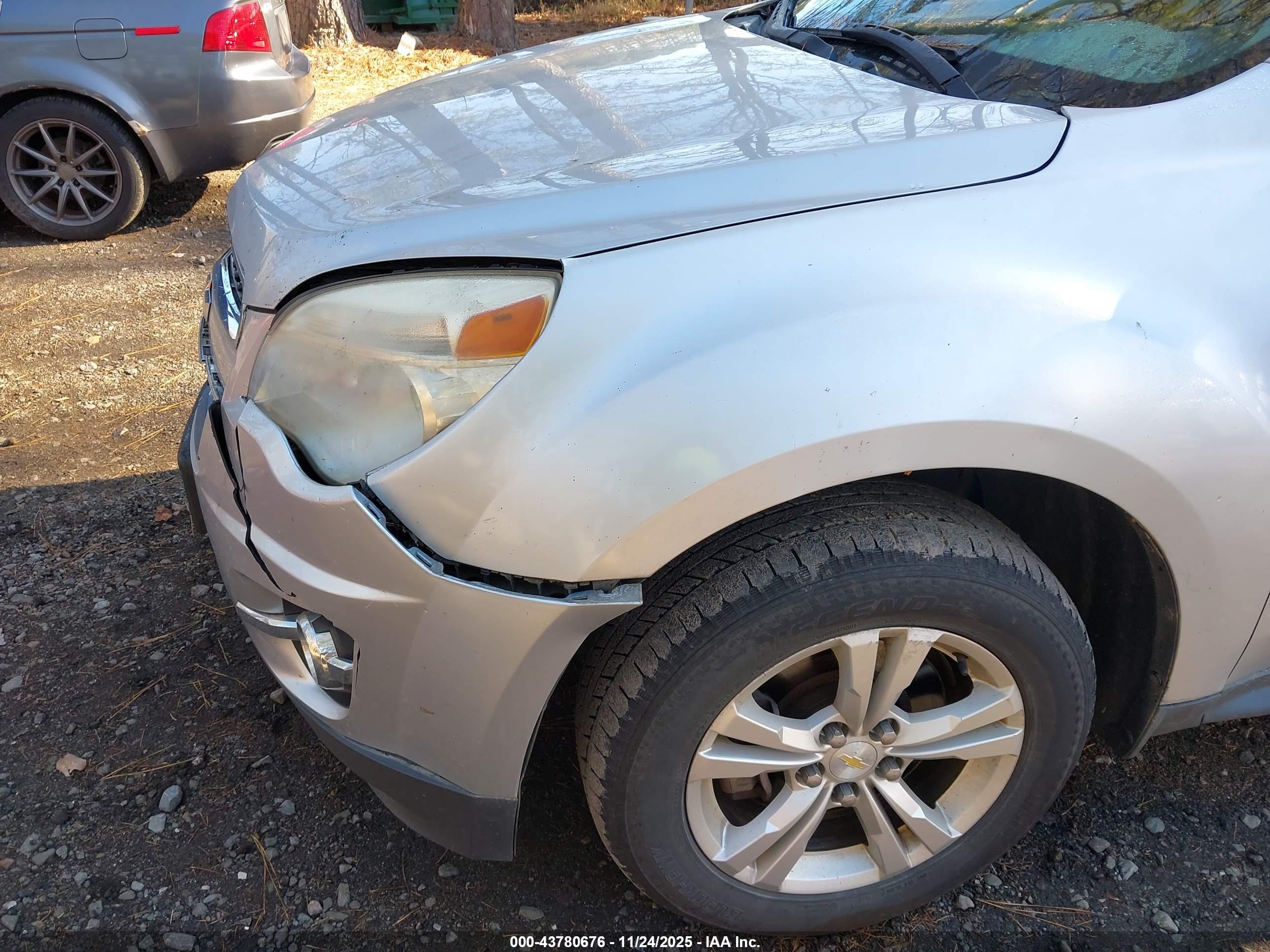 CHEVROLET EQUINOX image 6