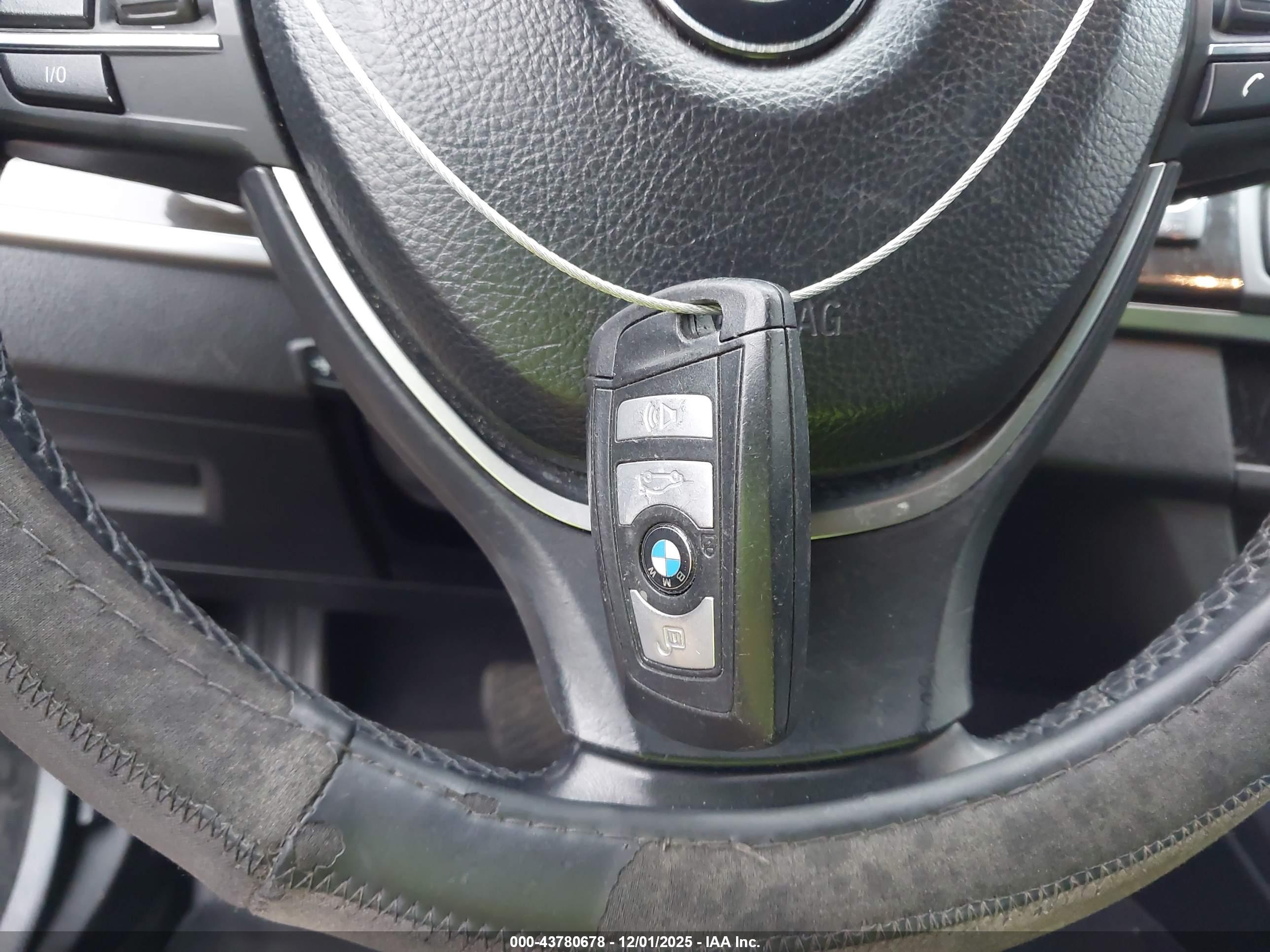 BMW 528I image 11