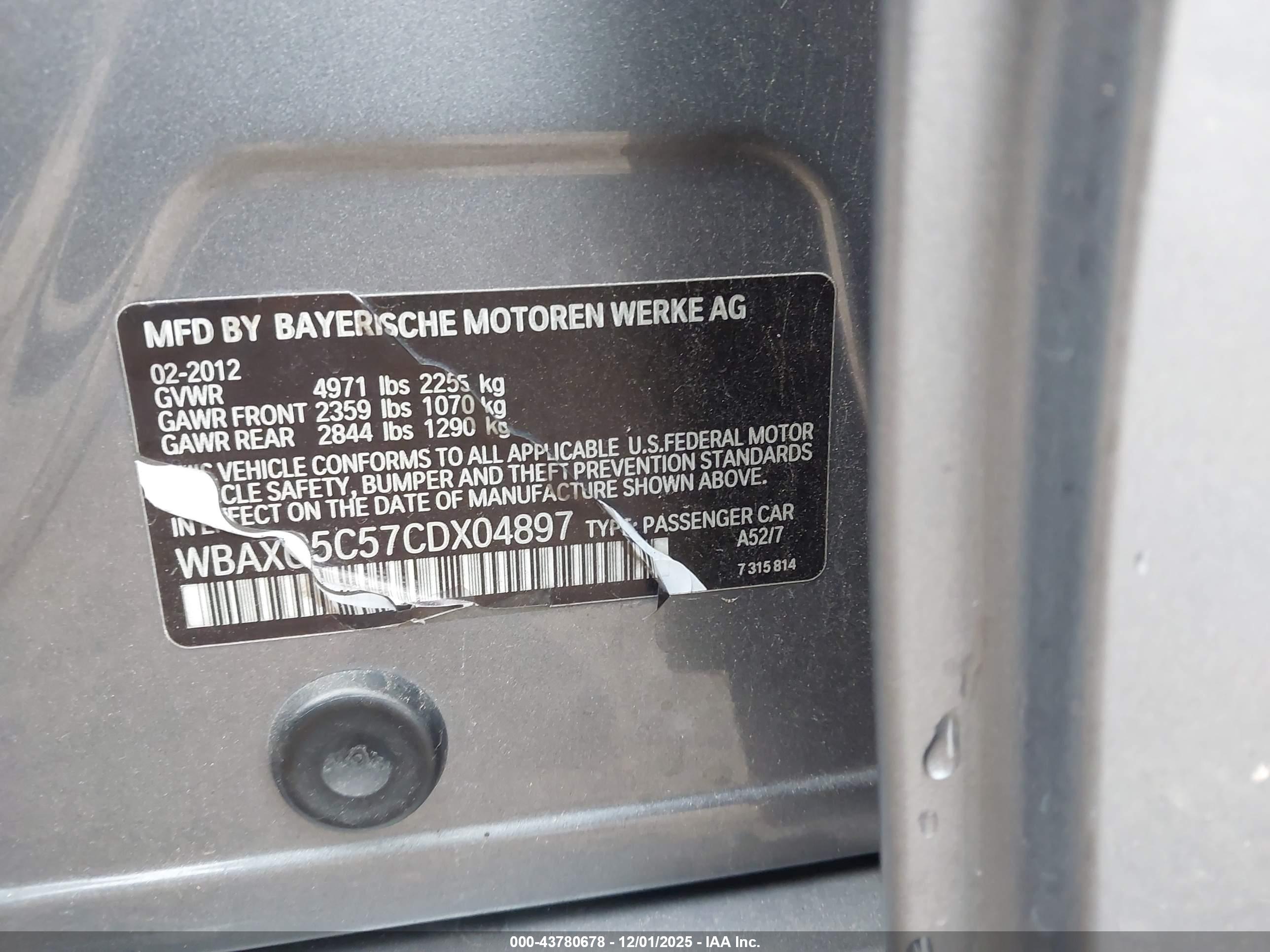 BMW 528I image 9