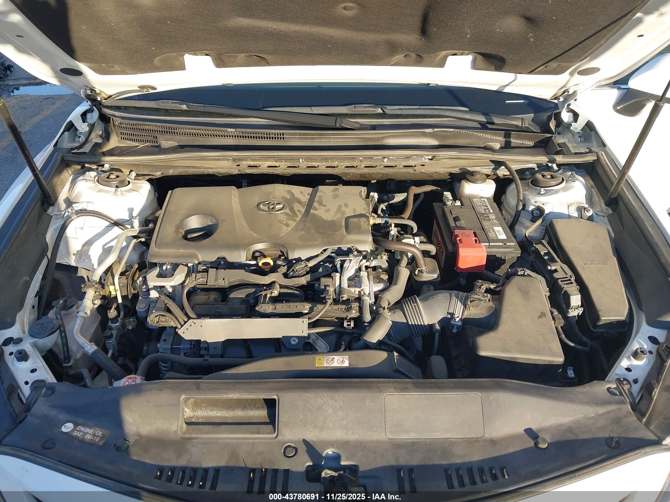 TOYOTA CAMRY image 10
