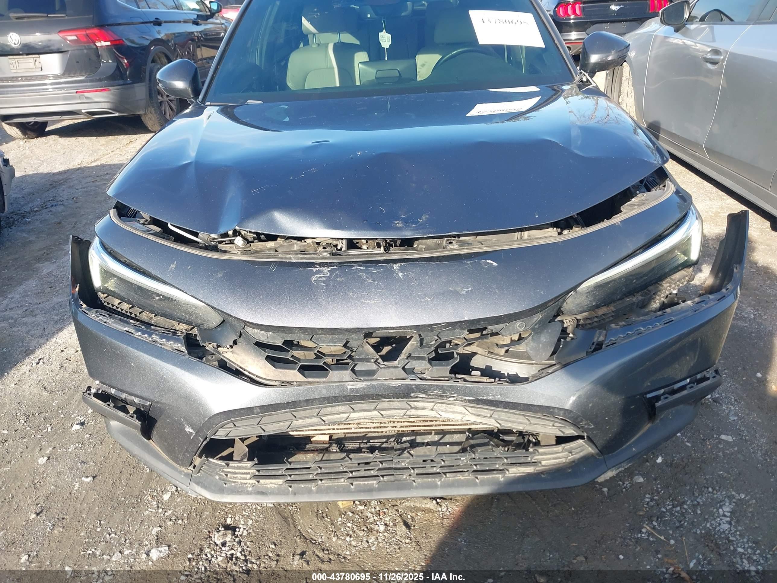 HONDA CIVIC image 6