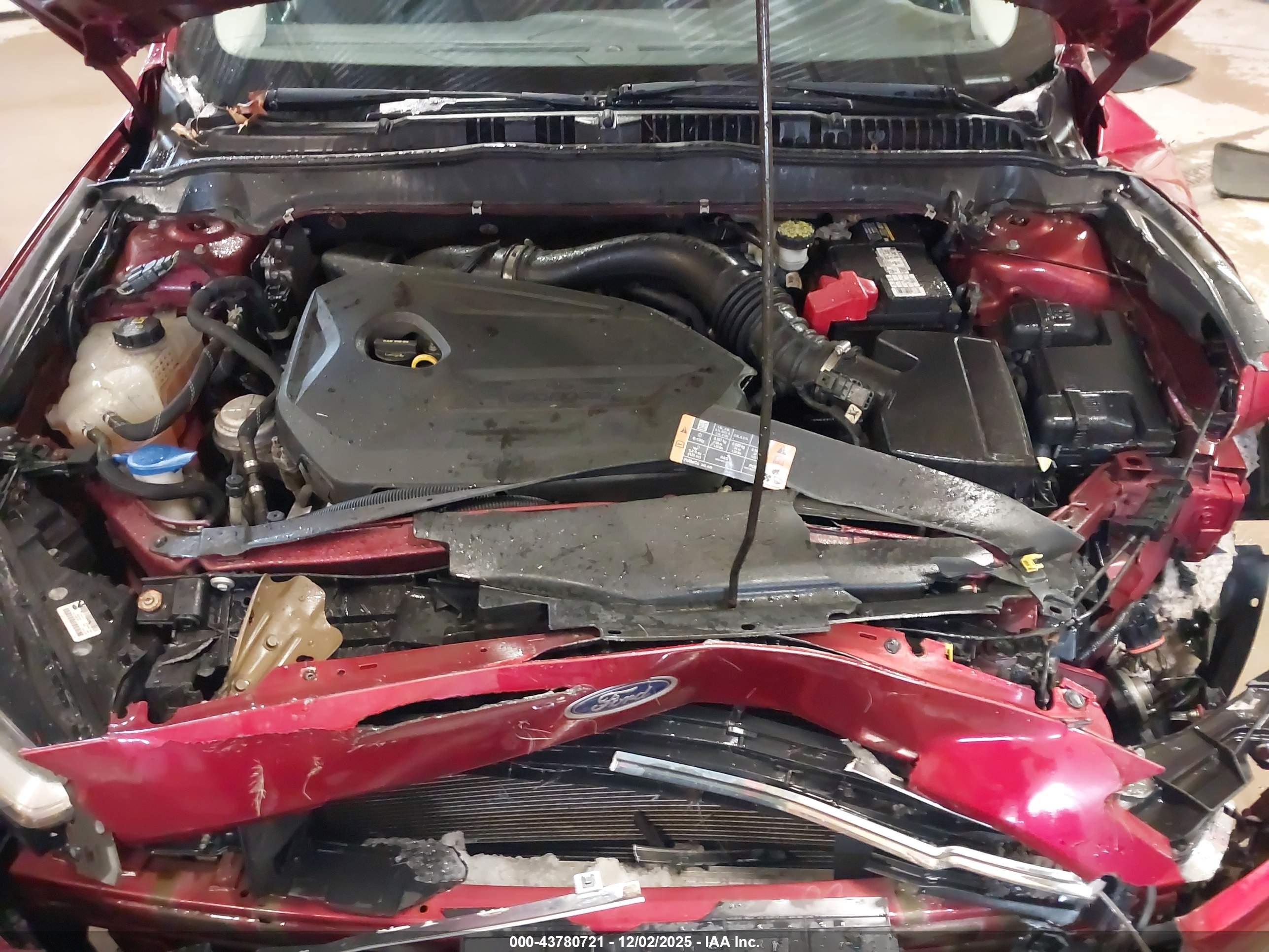 FORD FUSION image 10