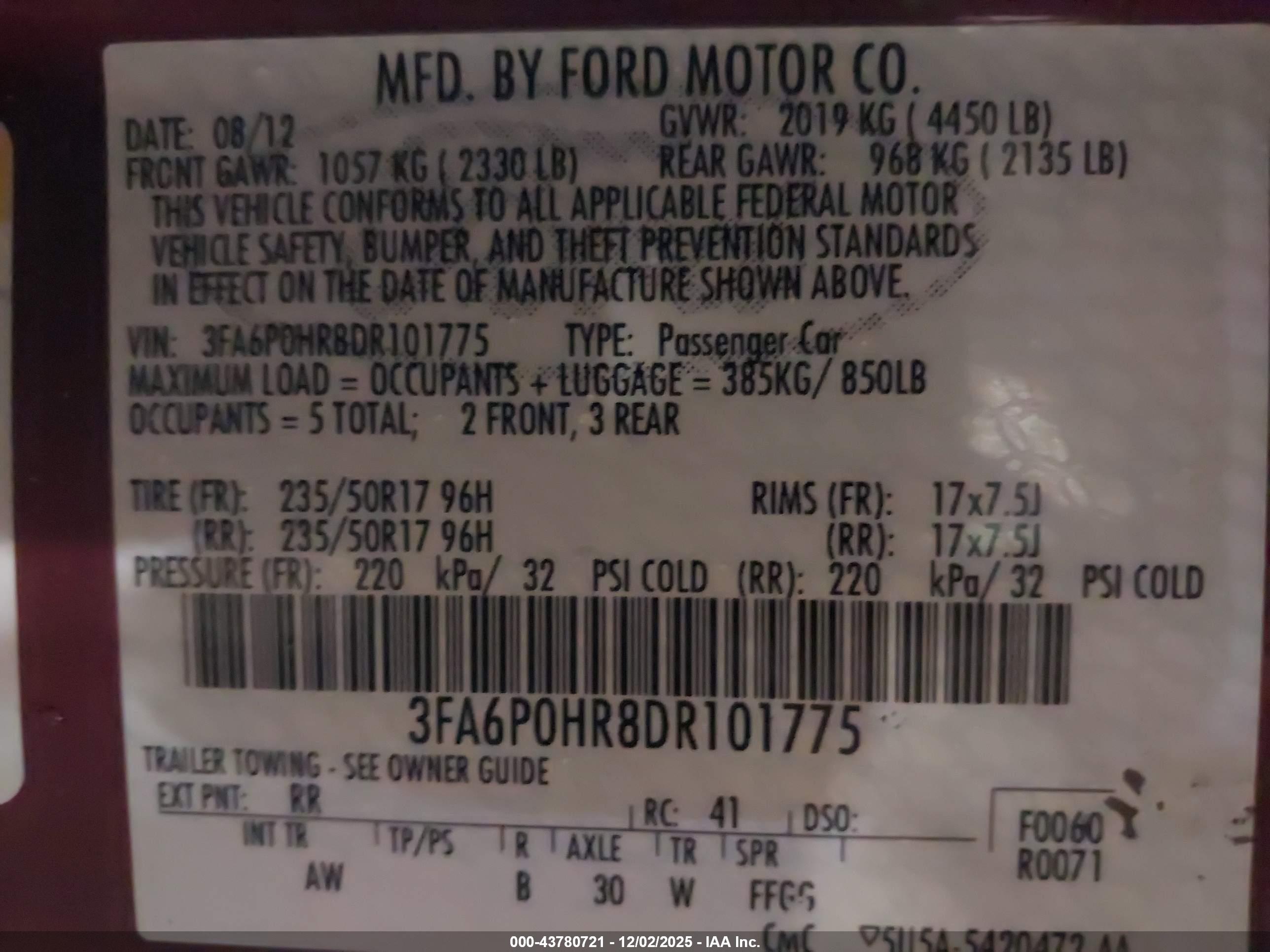 FORD FUSION image 9