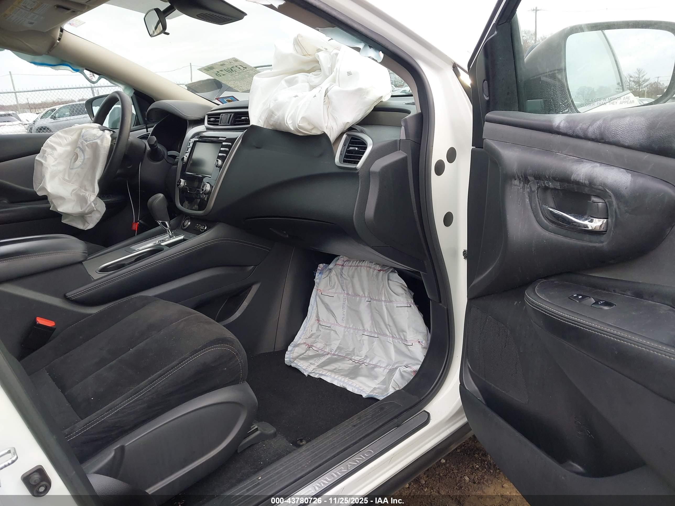 NISSAN MURANO image 5