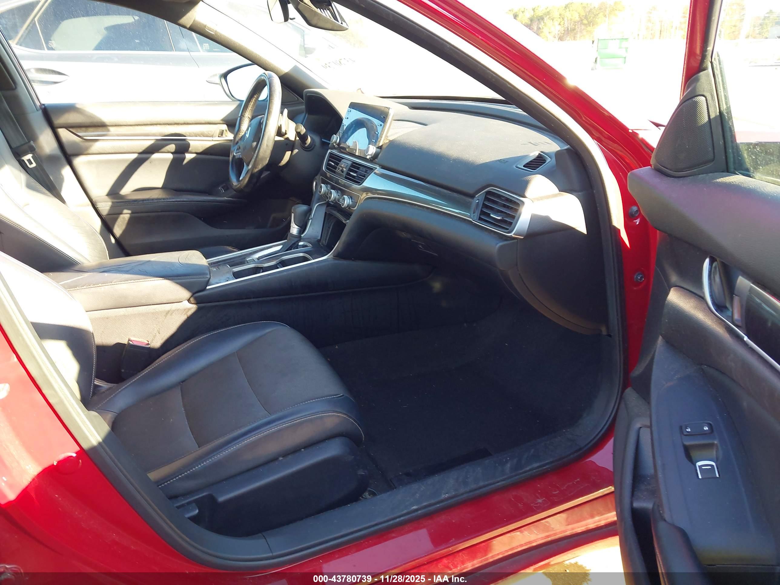HONDA ACCORD image 5