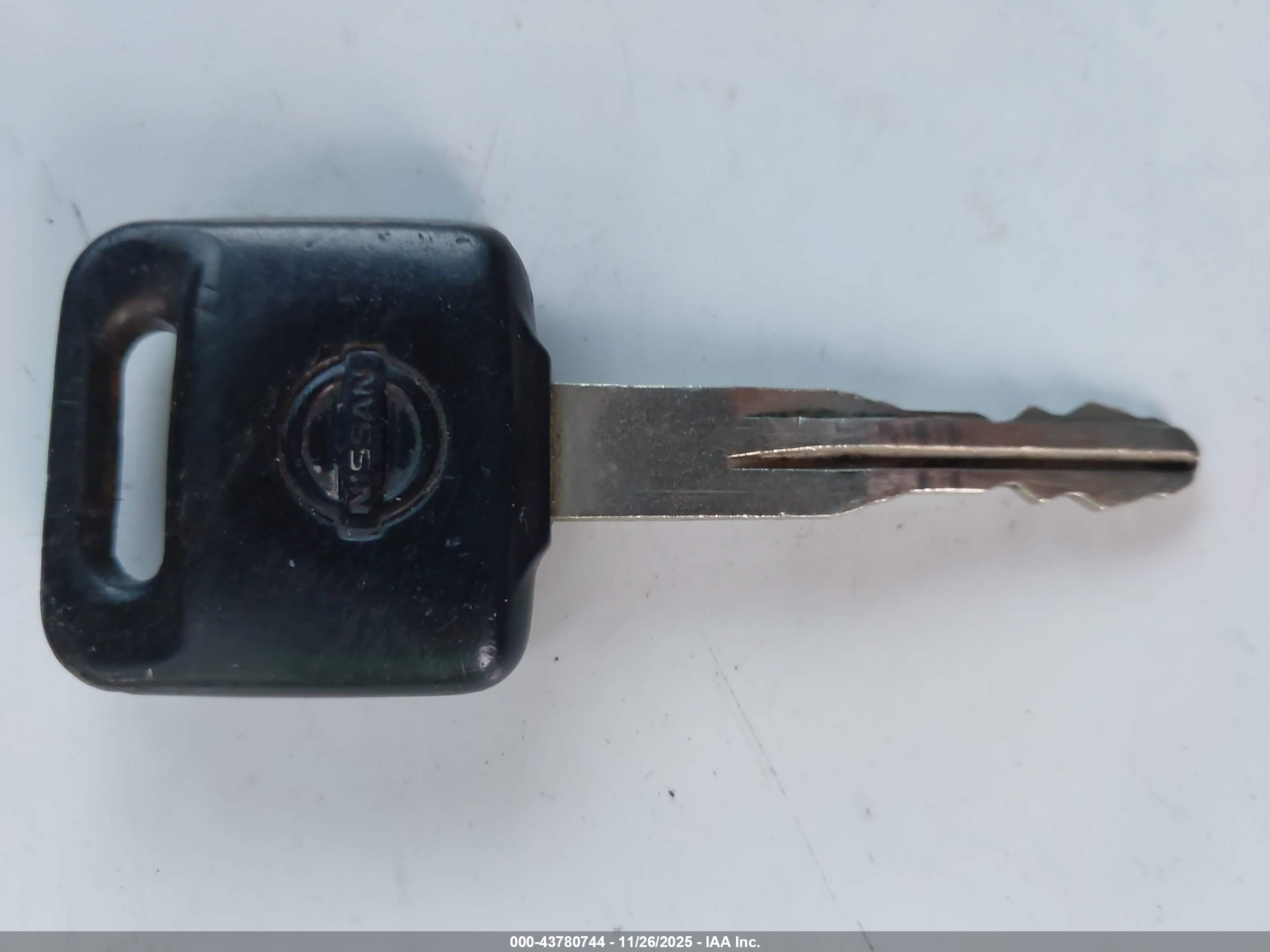 NISSAN FRONTIER image 11
