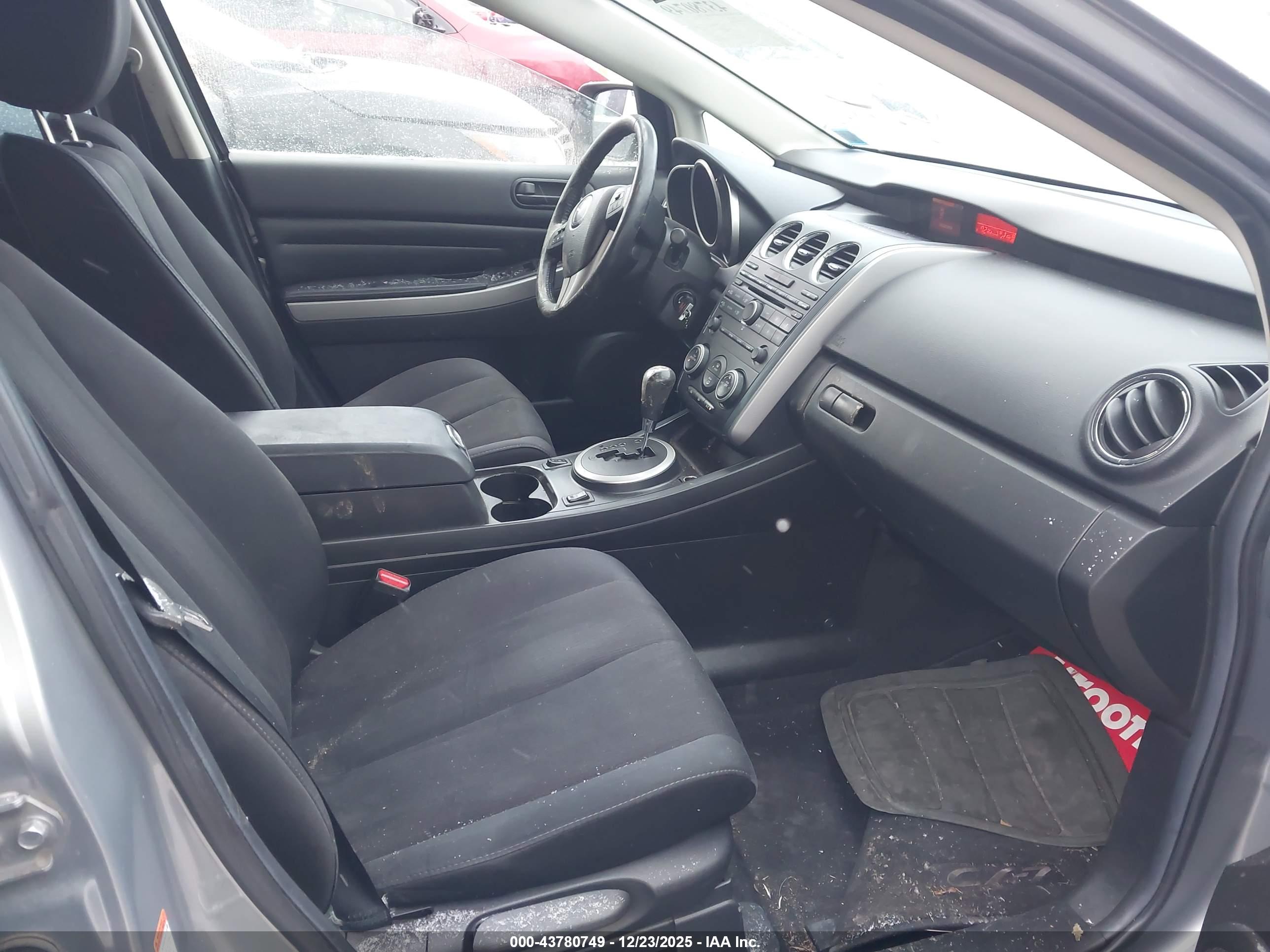 MAZDA CX-7 image 5