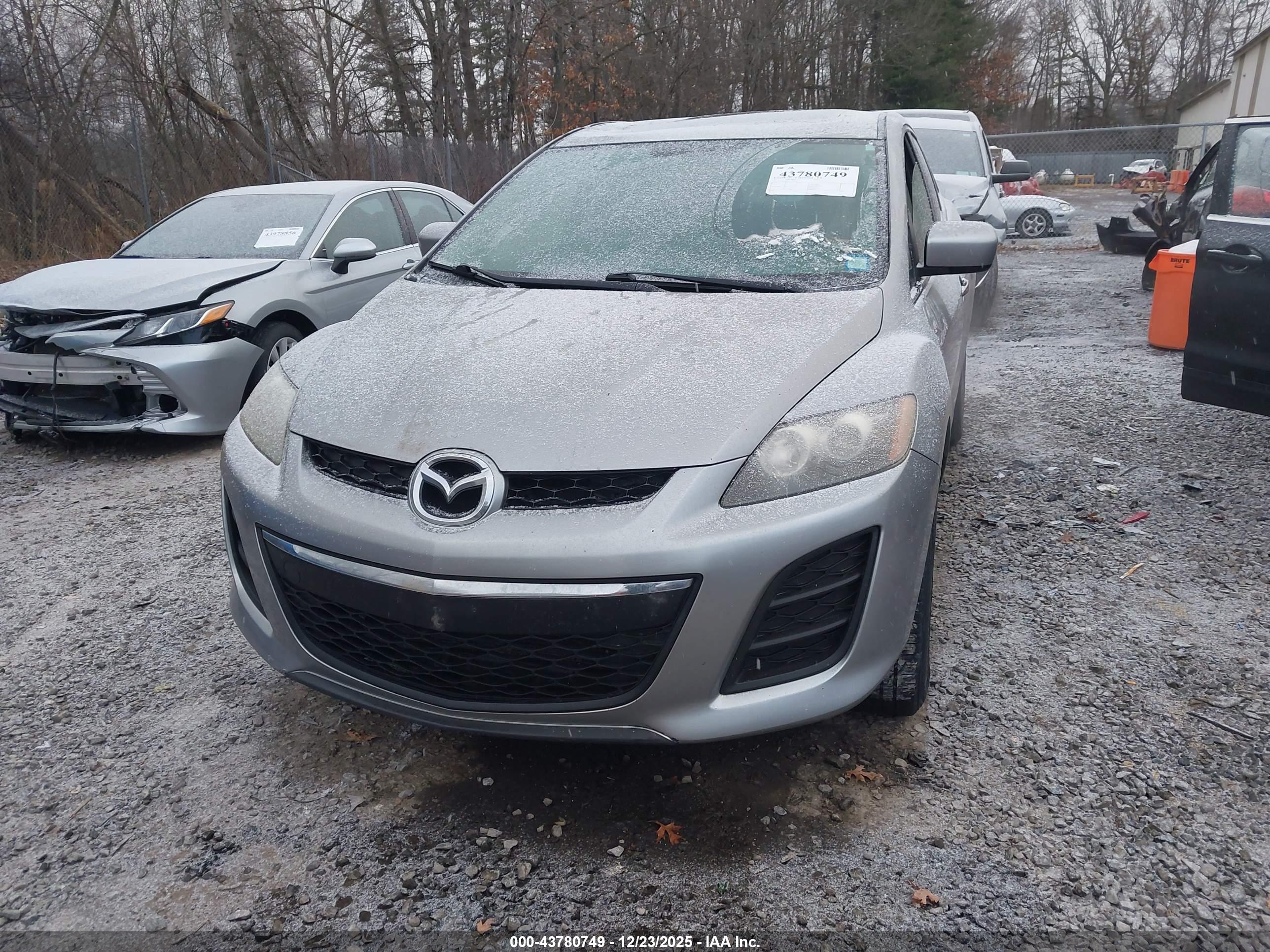 MAZDA CX-7 image 6
