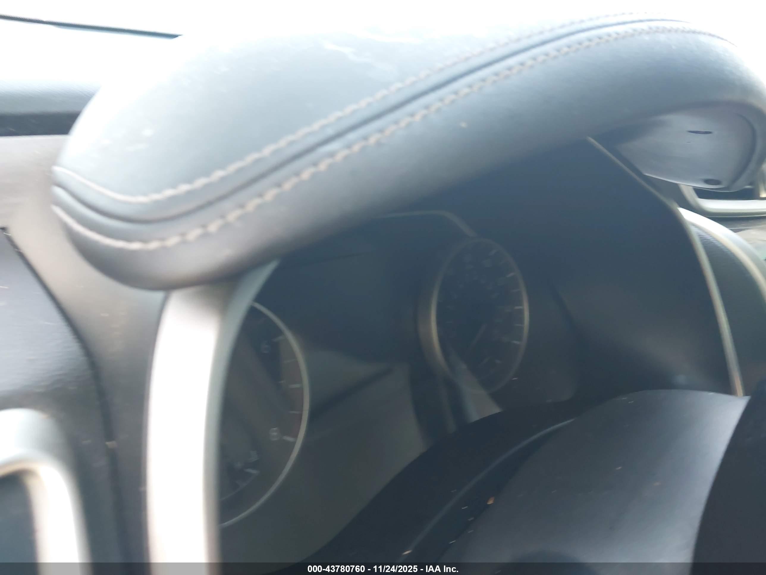 NISSAN MURANO image 7
