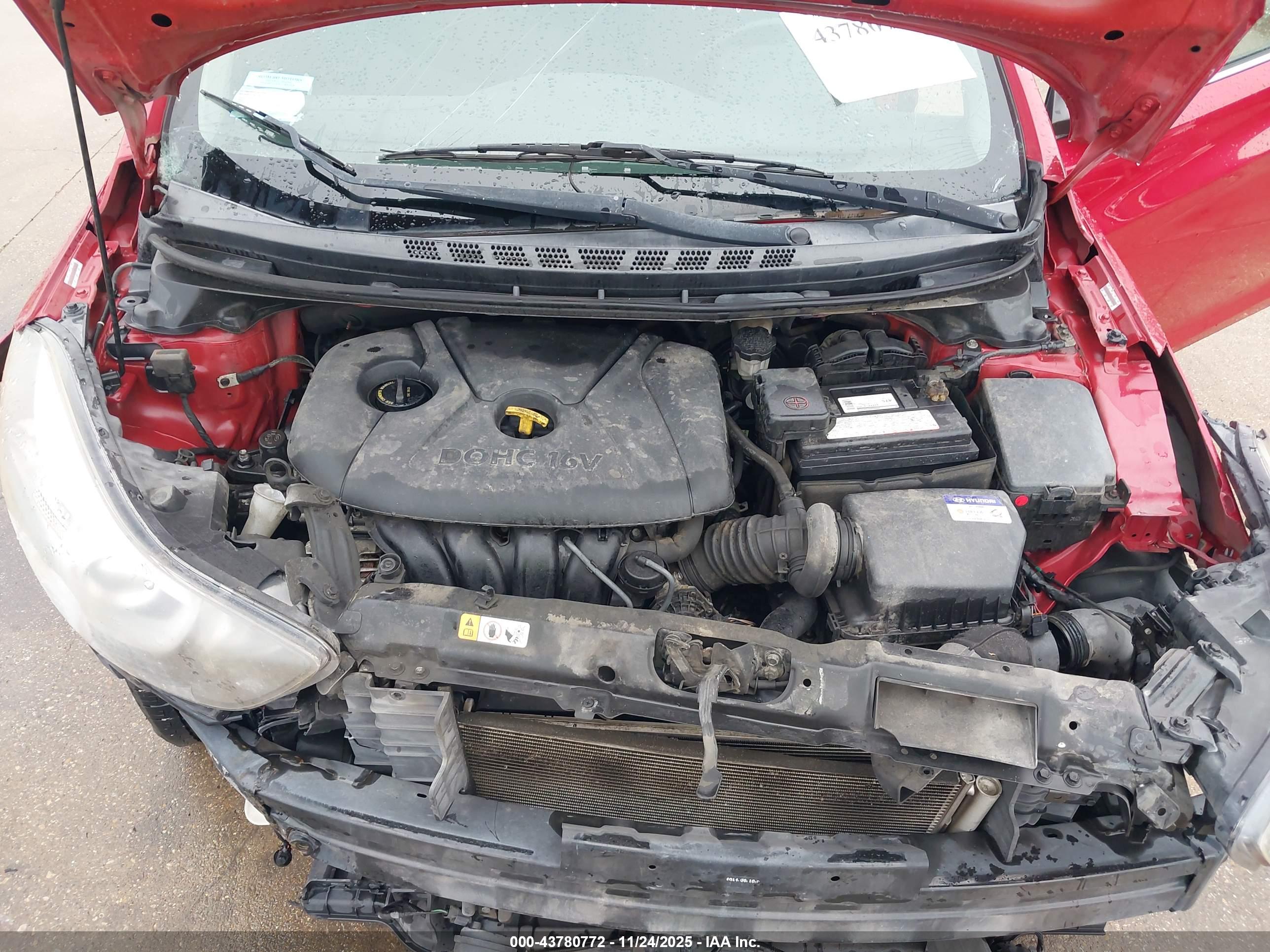 HYUNDAI ELANTRA image 10