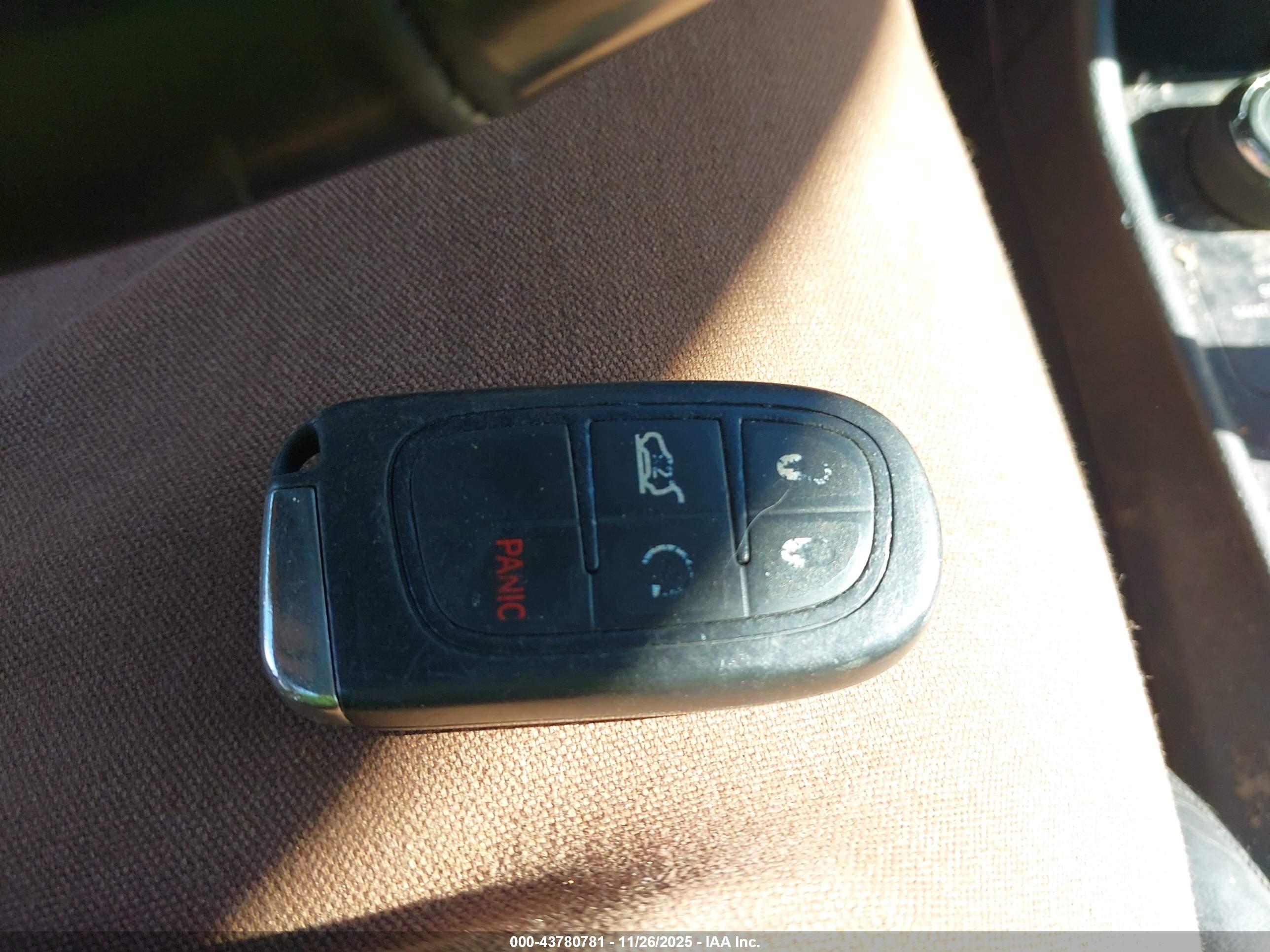 JEEP CHEROKEE image 11