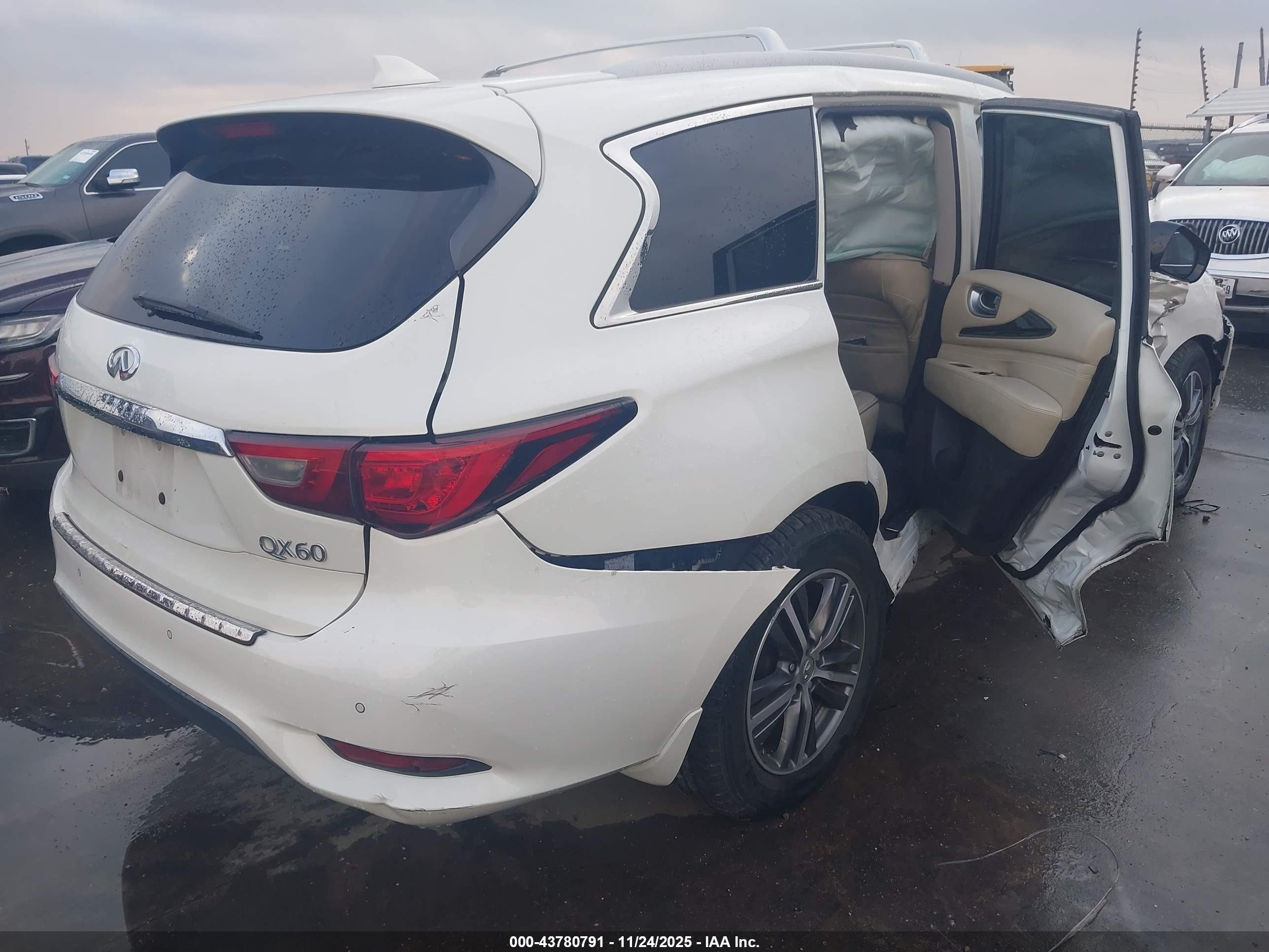 INFINITI QX60 image 4