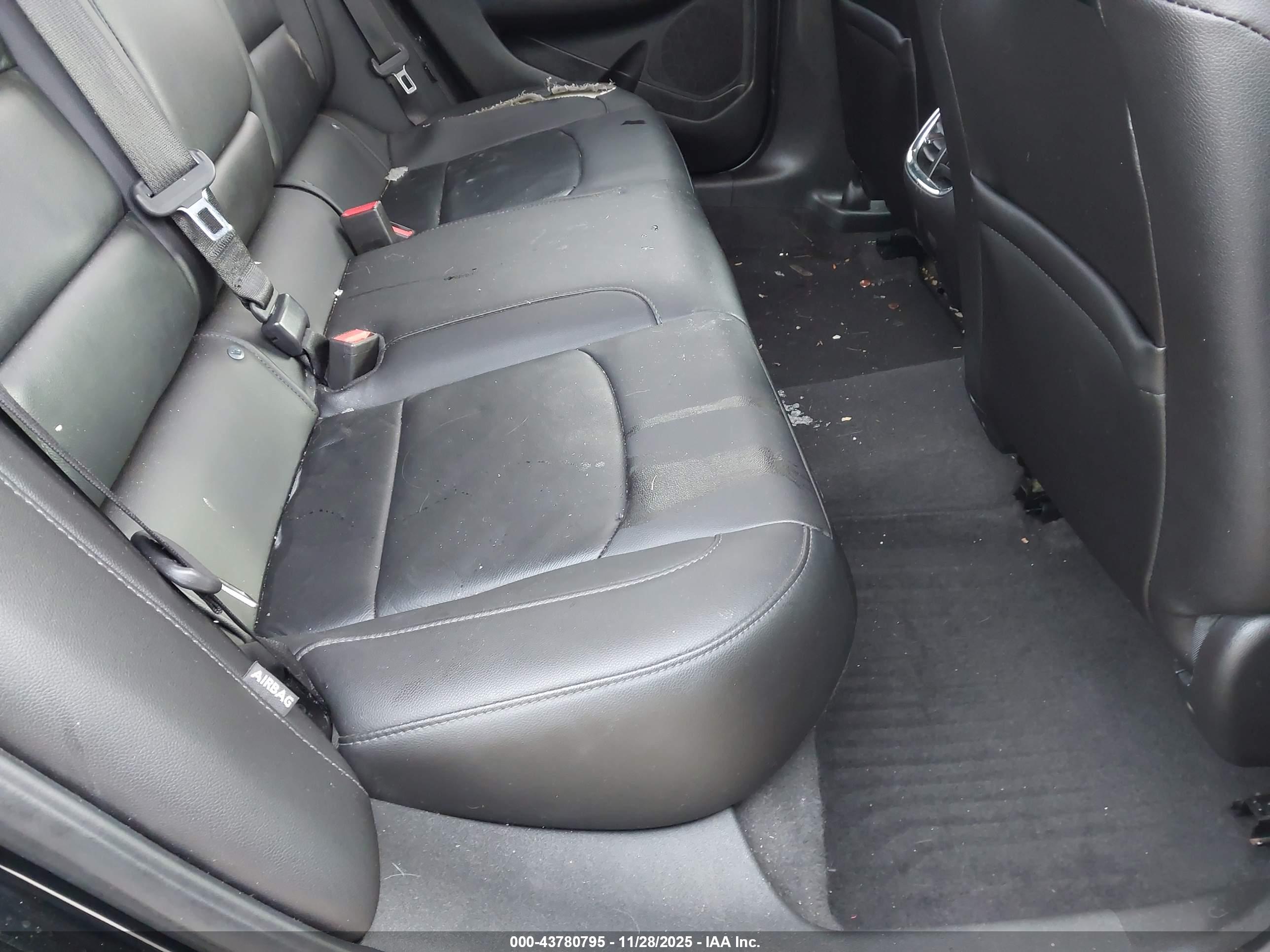 CHEVROLET MALIBU image 8