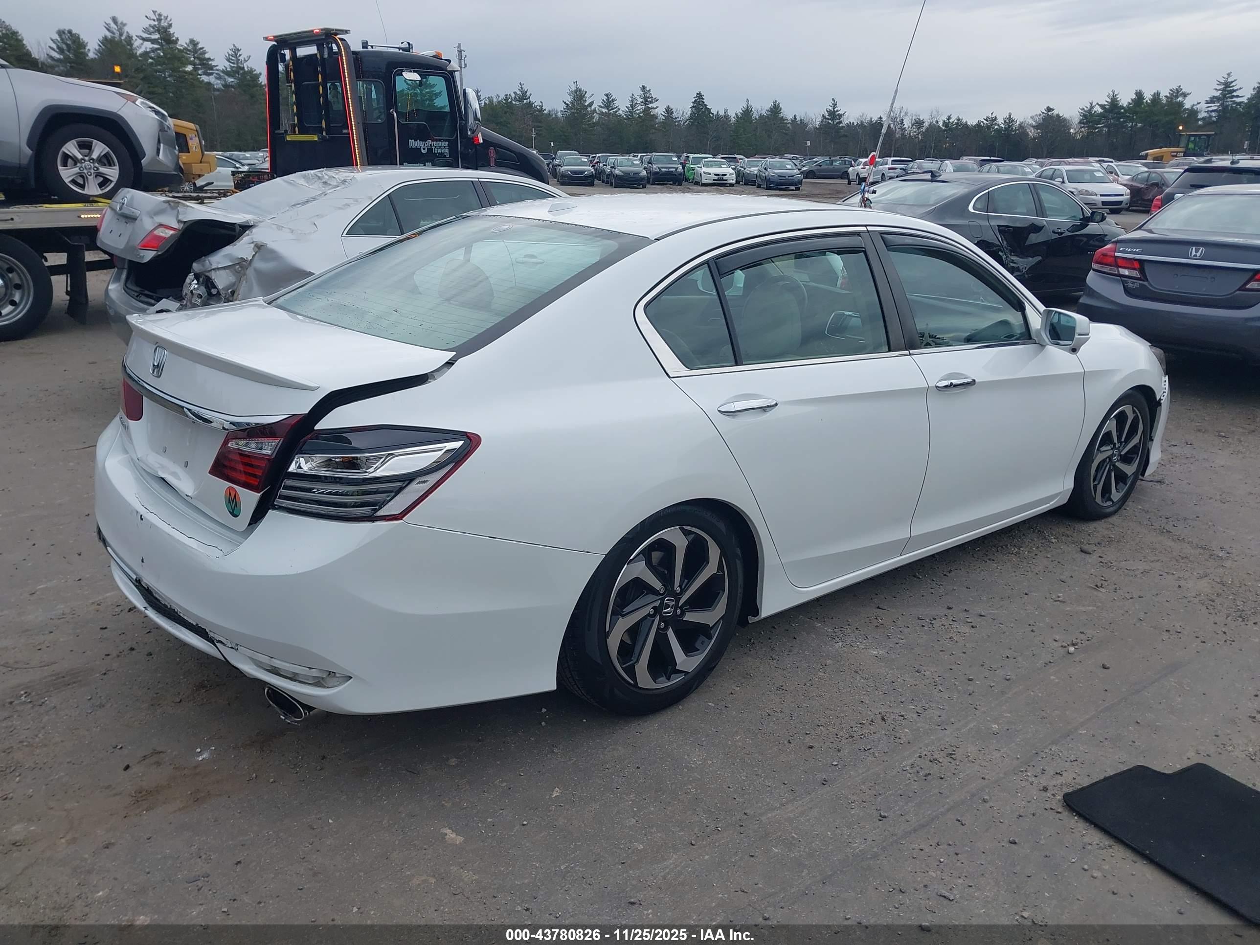 HONDA ACCORD image 4