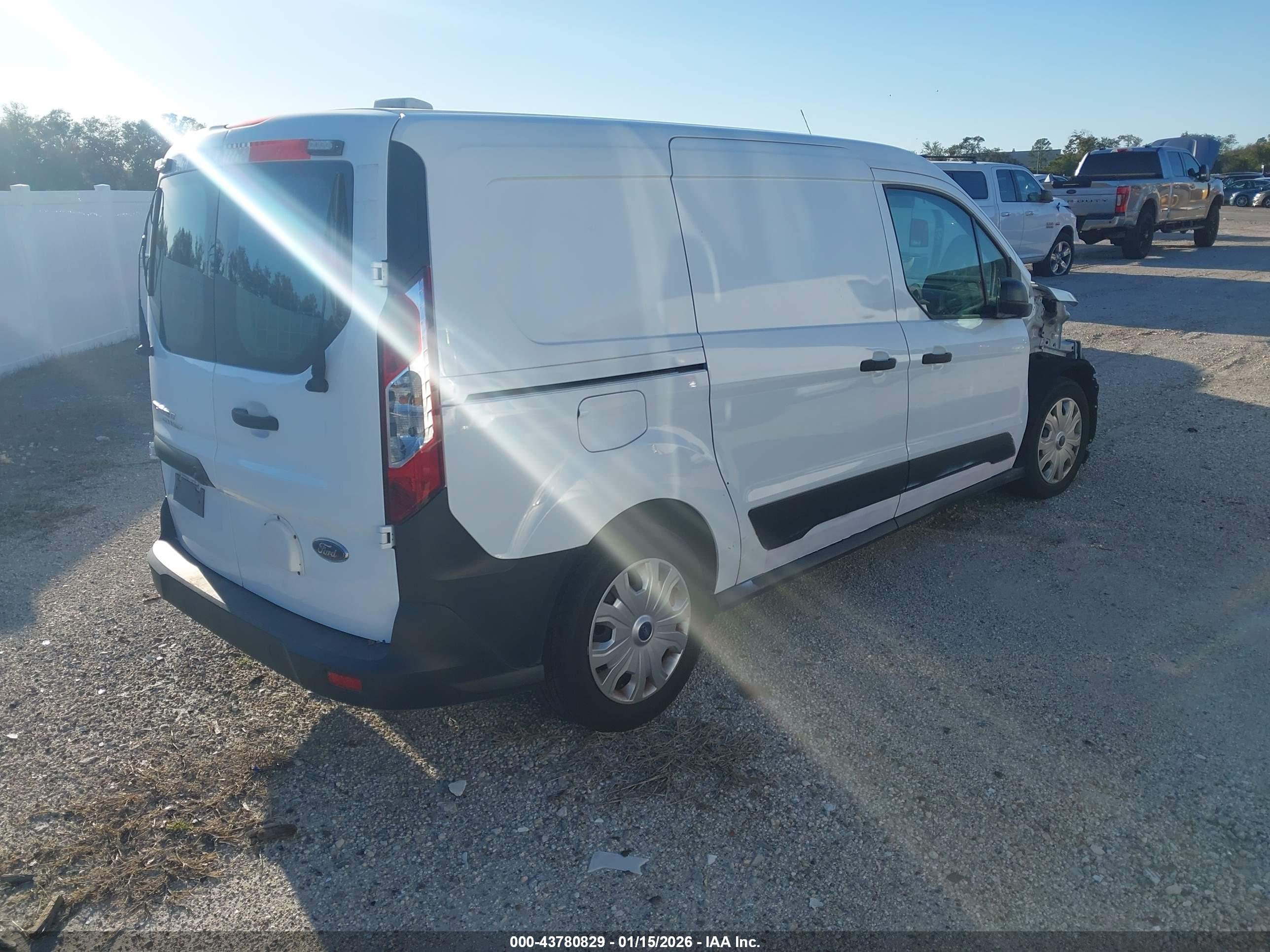 FORD TRANSIT image 4