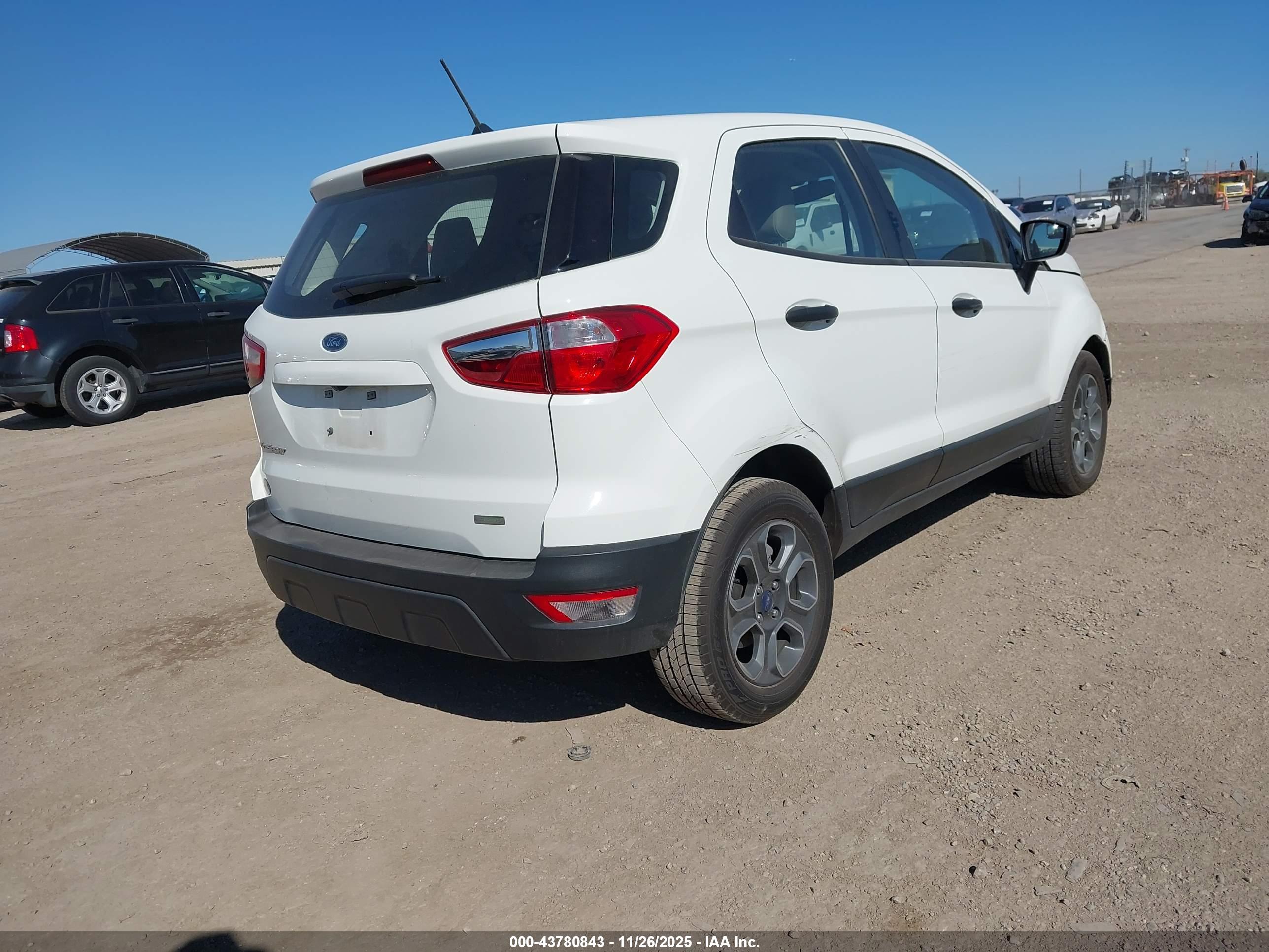 FORD ECOSPORT image 4