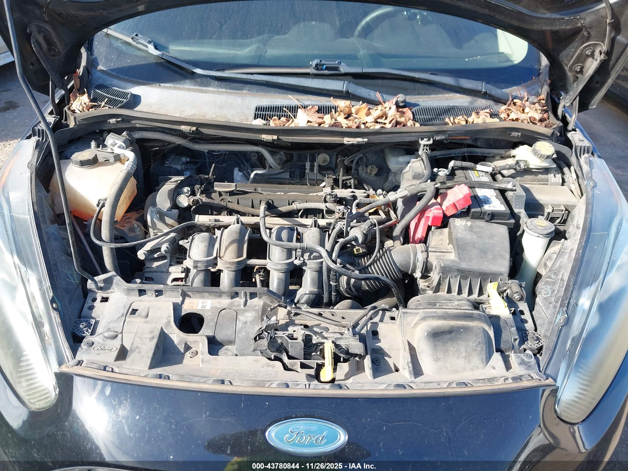 FORD FIESTA image 10