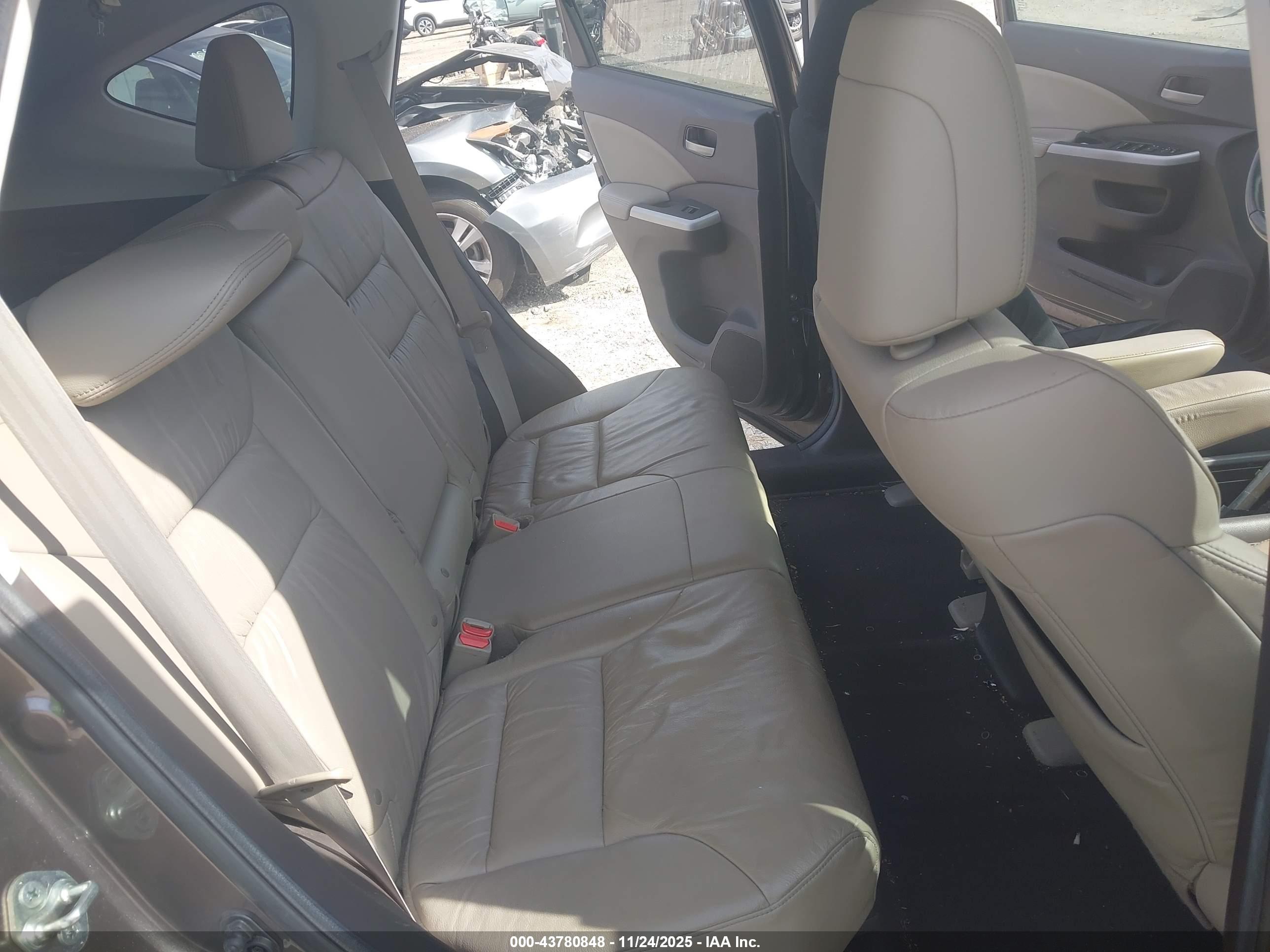 HONDA CR-V image 8