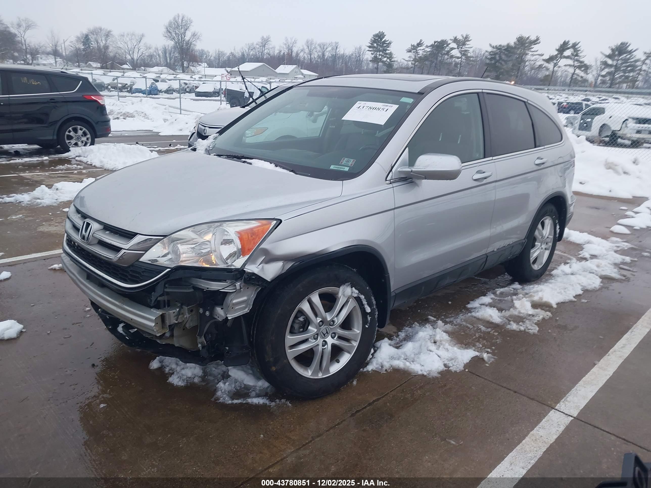 HONDA CR-V image 2